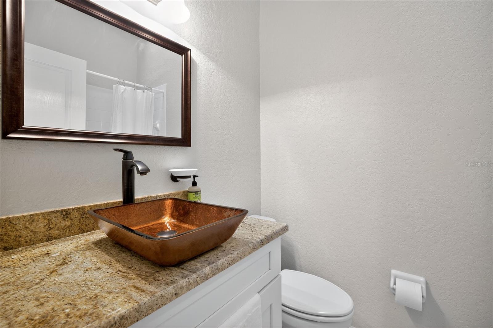140 BRENT CIR — photo 19