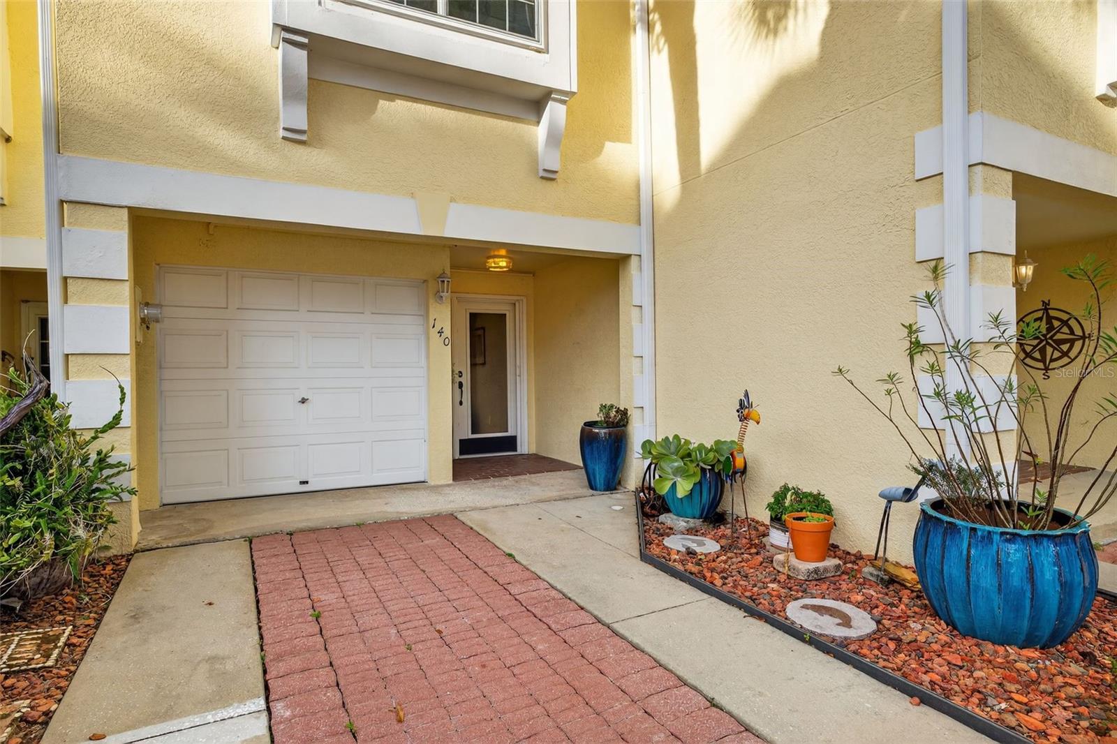 140 BRENT CIR — photo 3