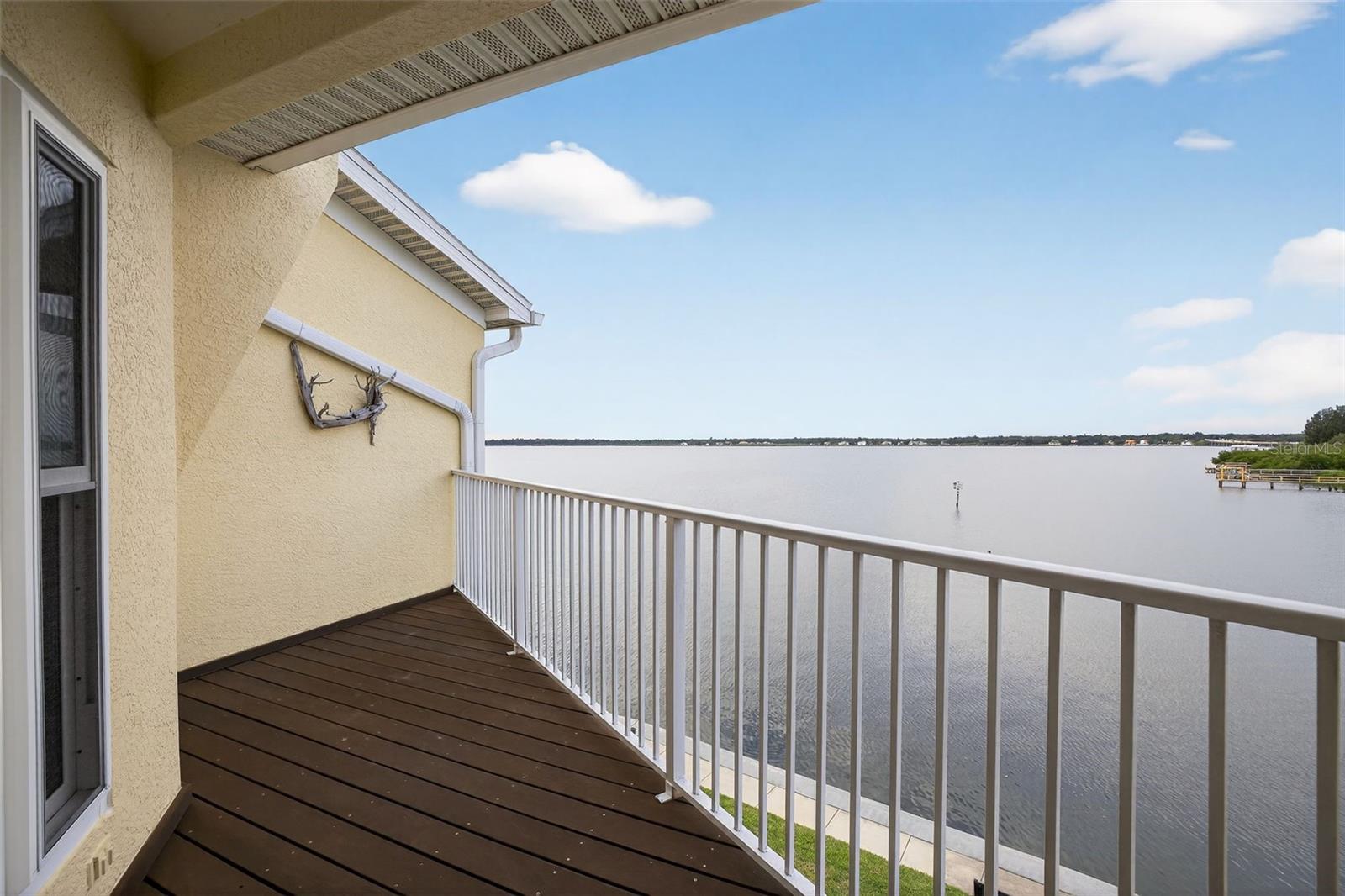 140 BRENT CIR — photo 24