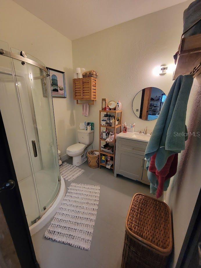 5205 HAINES RD N — photo 9
