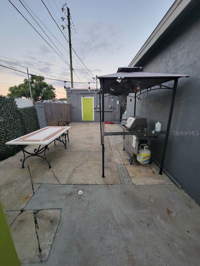 5205 HAINES RD N — photo 32