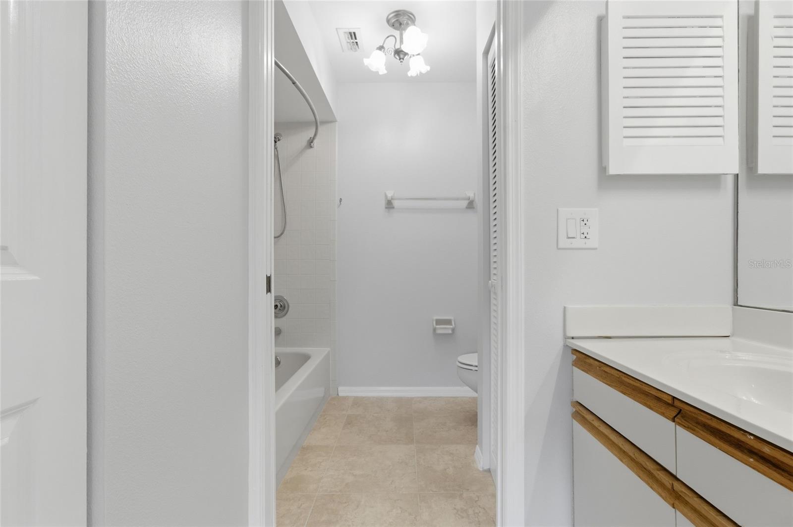 2701 COUNTRYSIDE BLVD #102 — photo 39