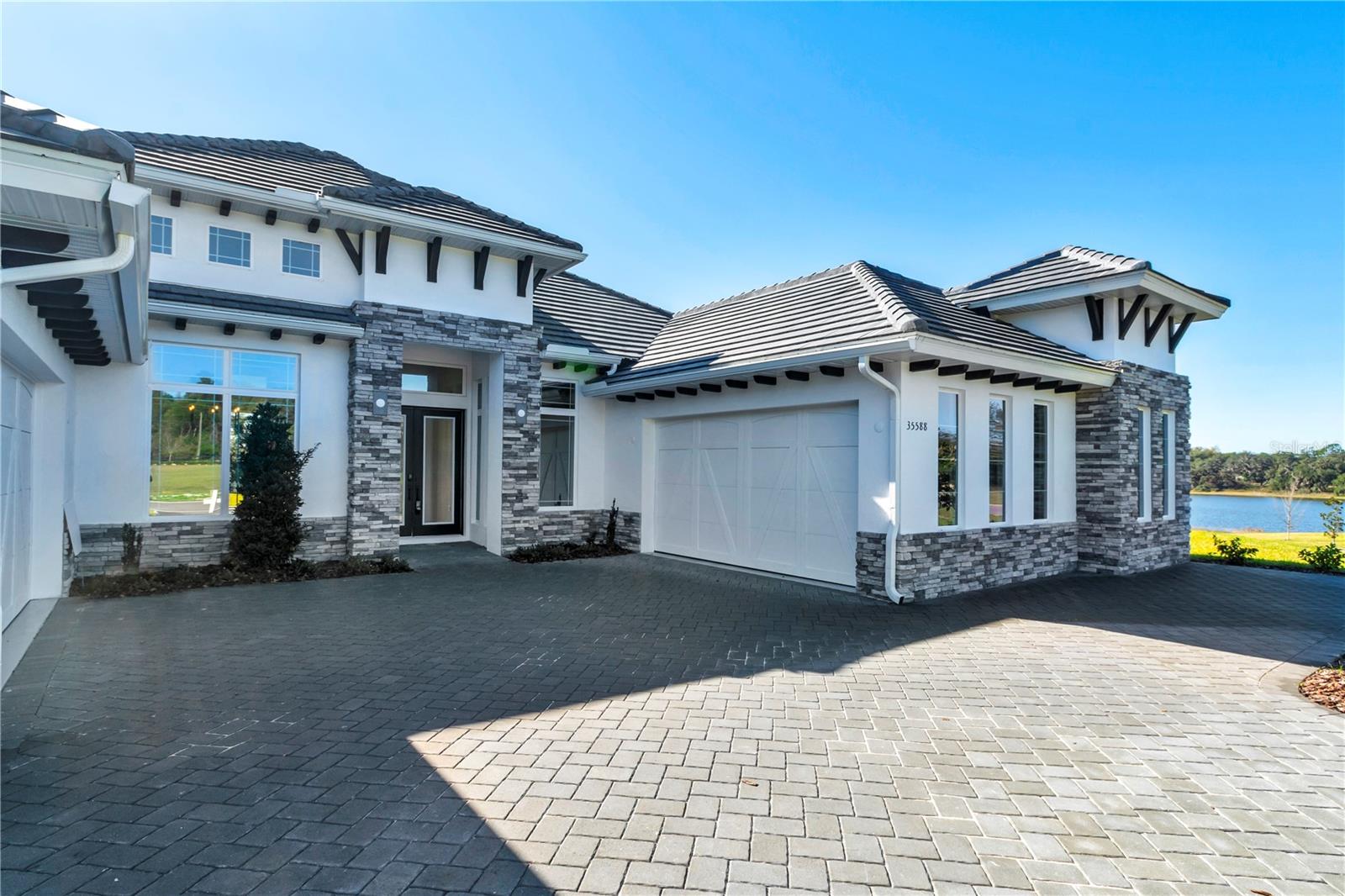 35588 FARMVIEW RD — photo 8