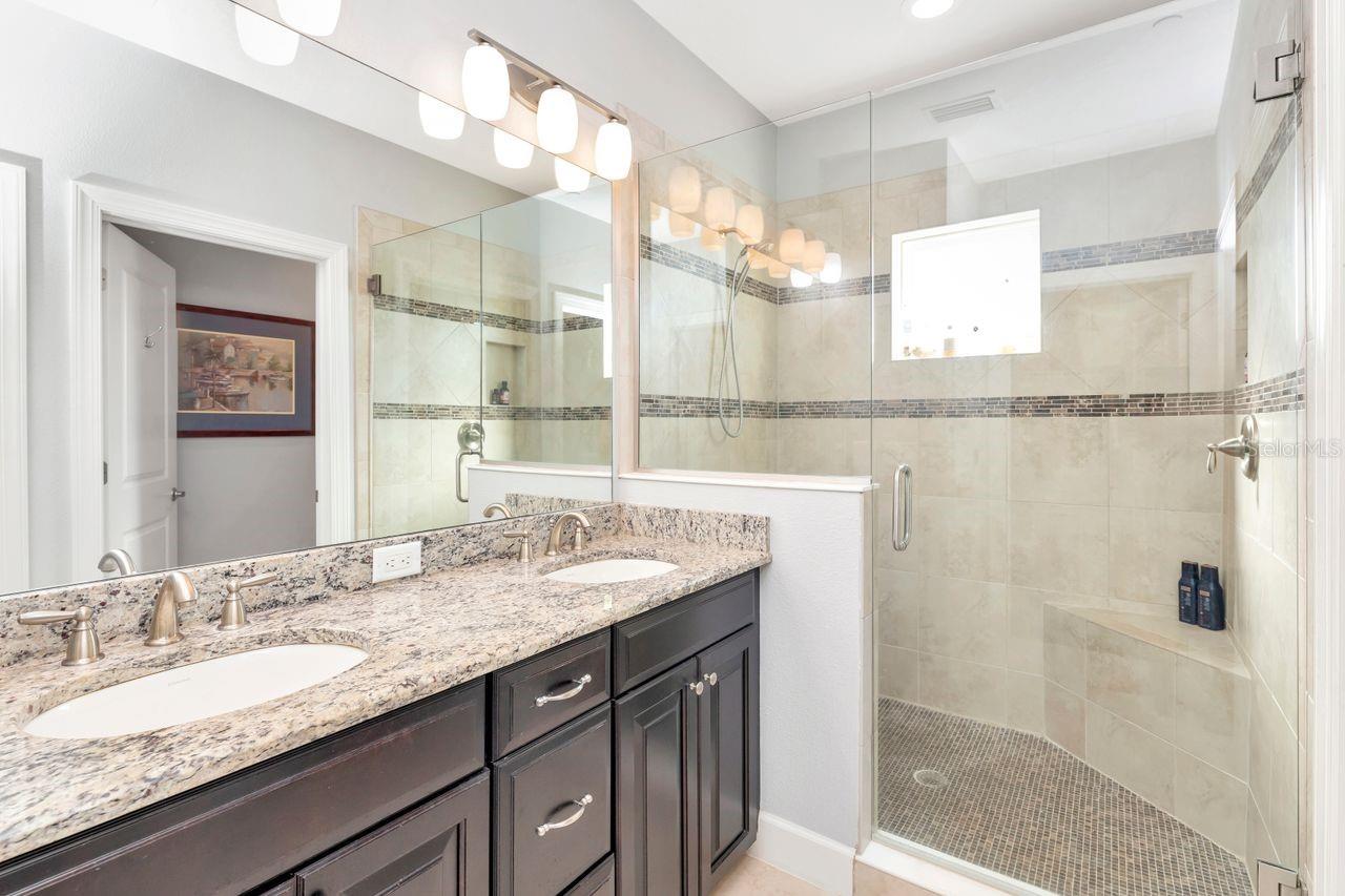 196 HAVEN BEACH DR — photo 31