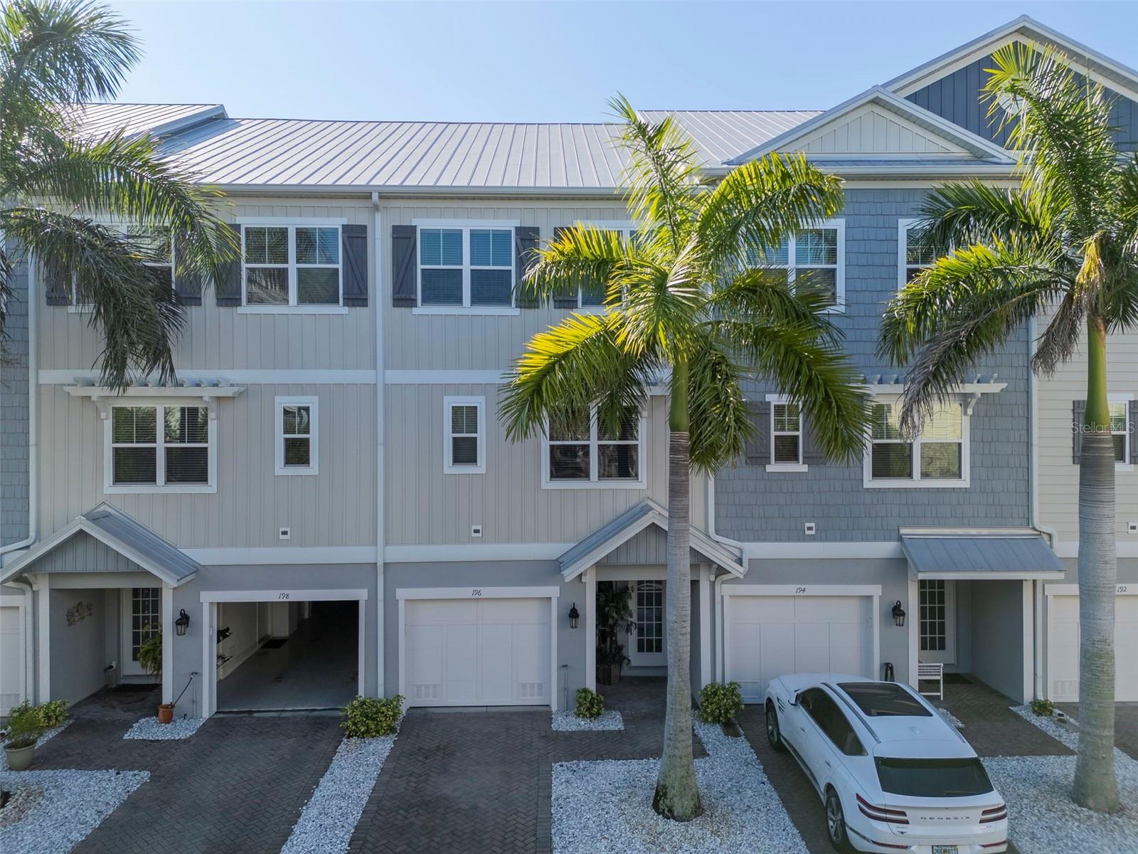 196 HAVEN BEACH DR — photo 82