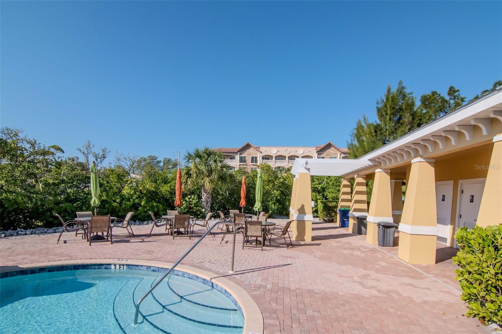 196 HAVEN BEACH DR — photo 48