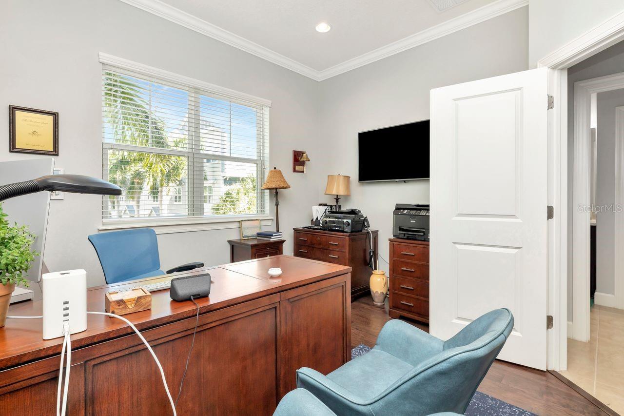 196 HAVEN BEACH DR — photo 22