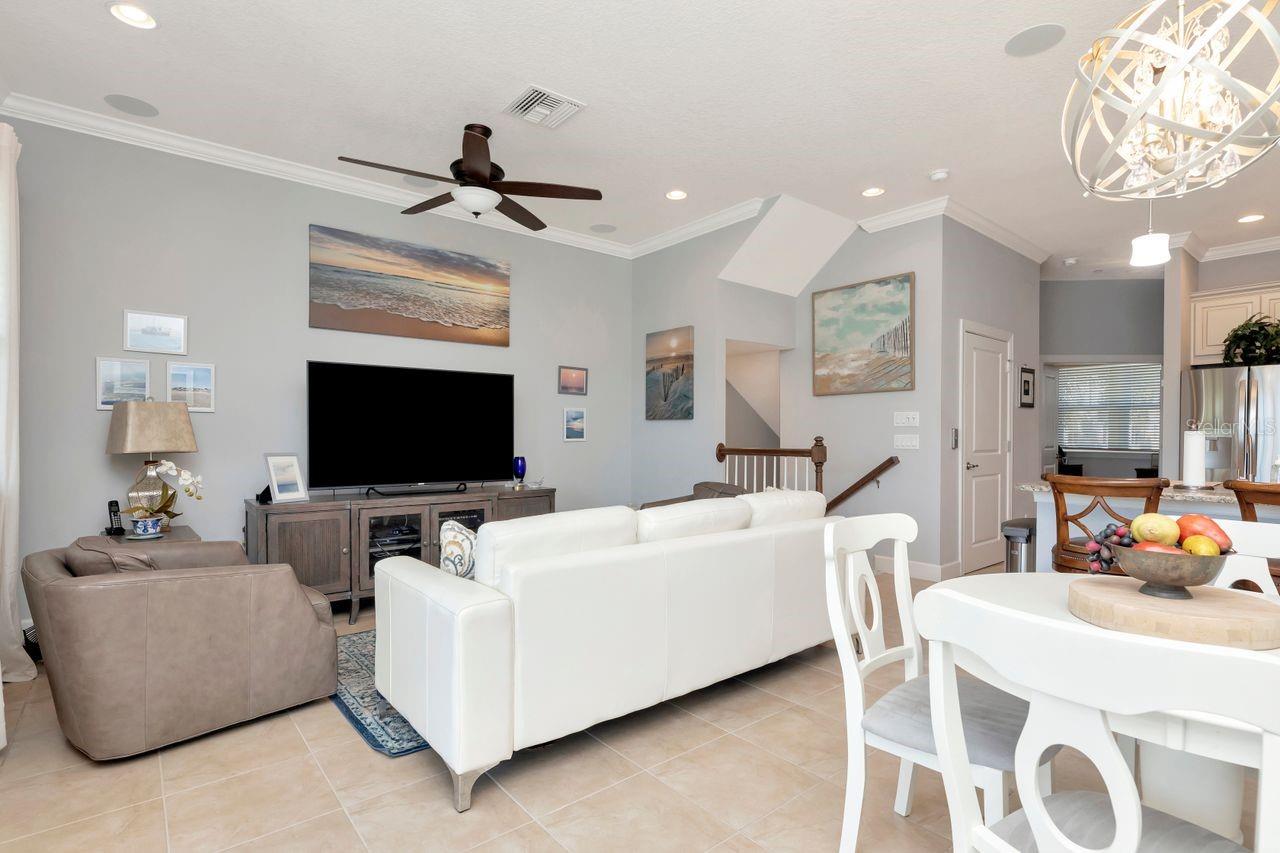 196 HAVEN BEACH DR — photo 18