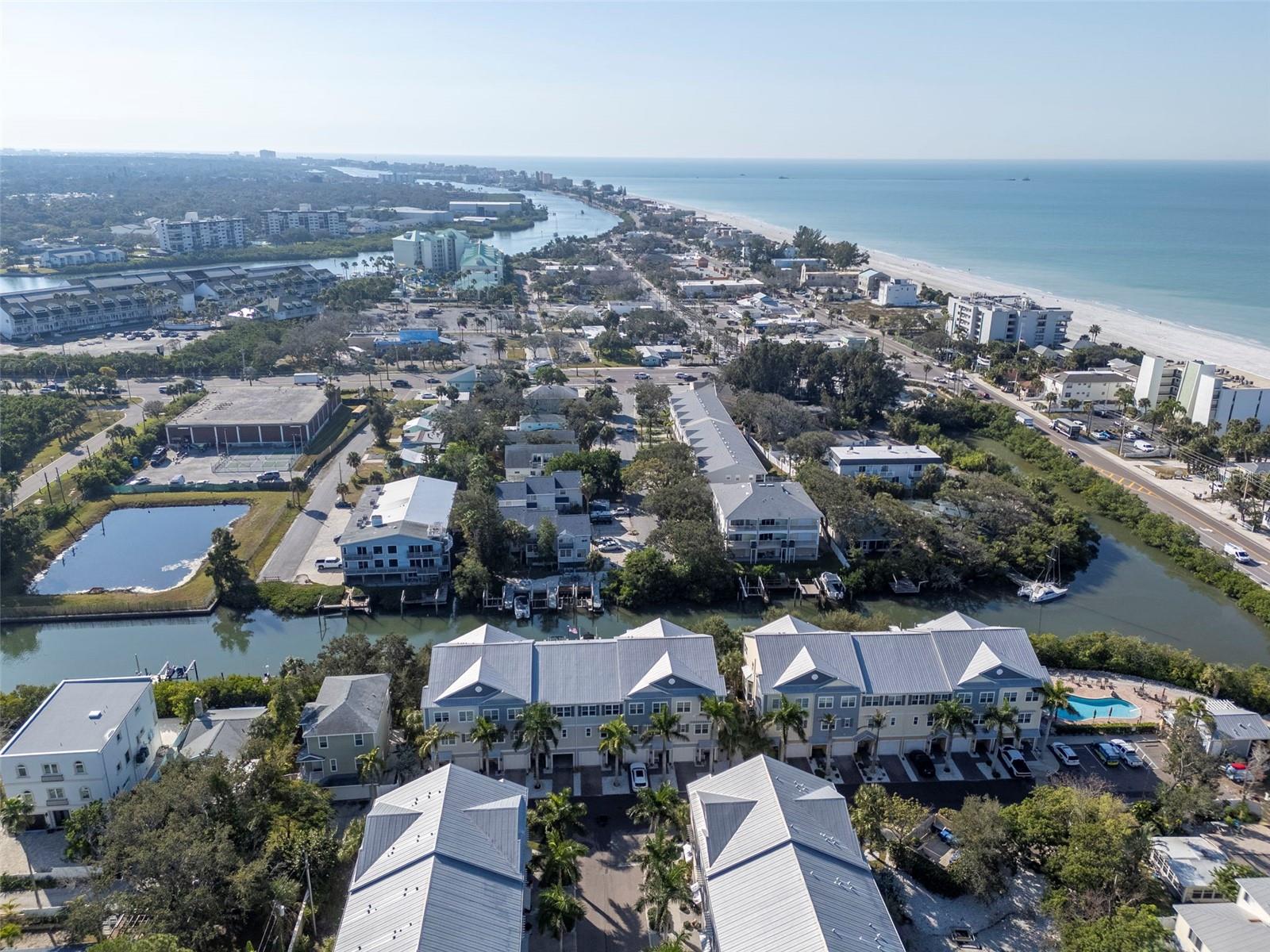 196 HAVEN BEACH DR — photo 80