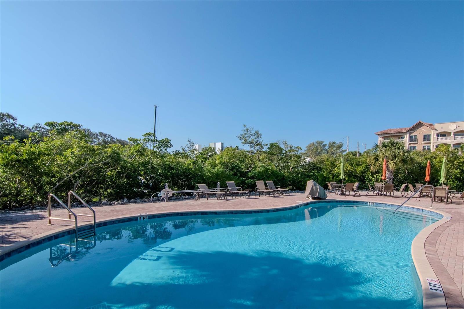 196 HAVEN BEACH DR — photo 49