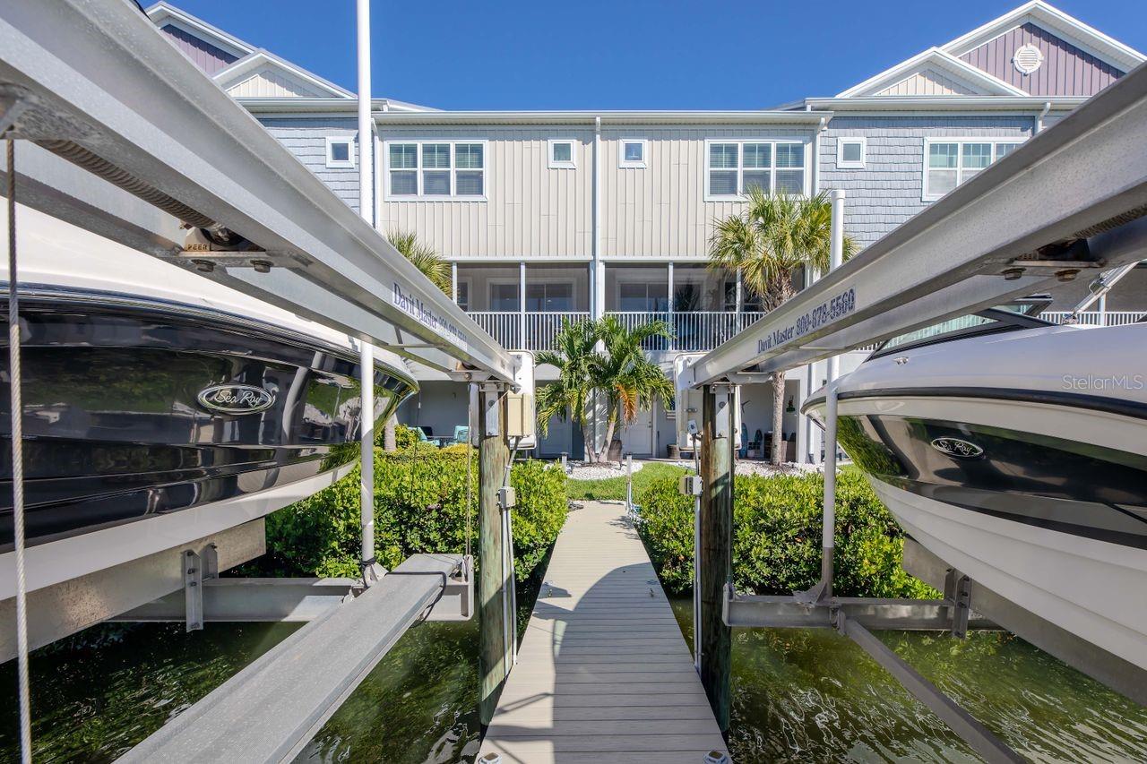 196 HAVEN BEACH DR — photo 46