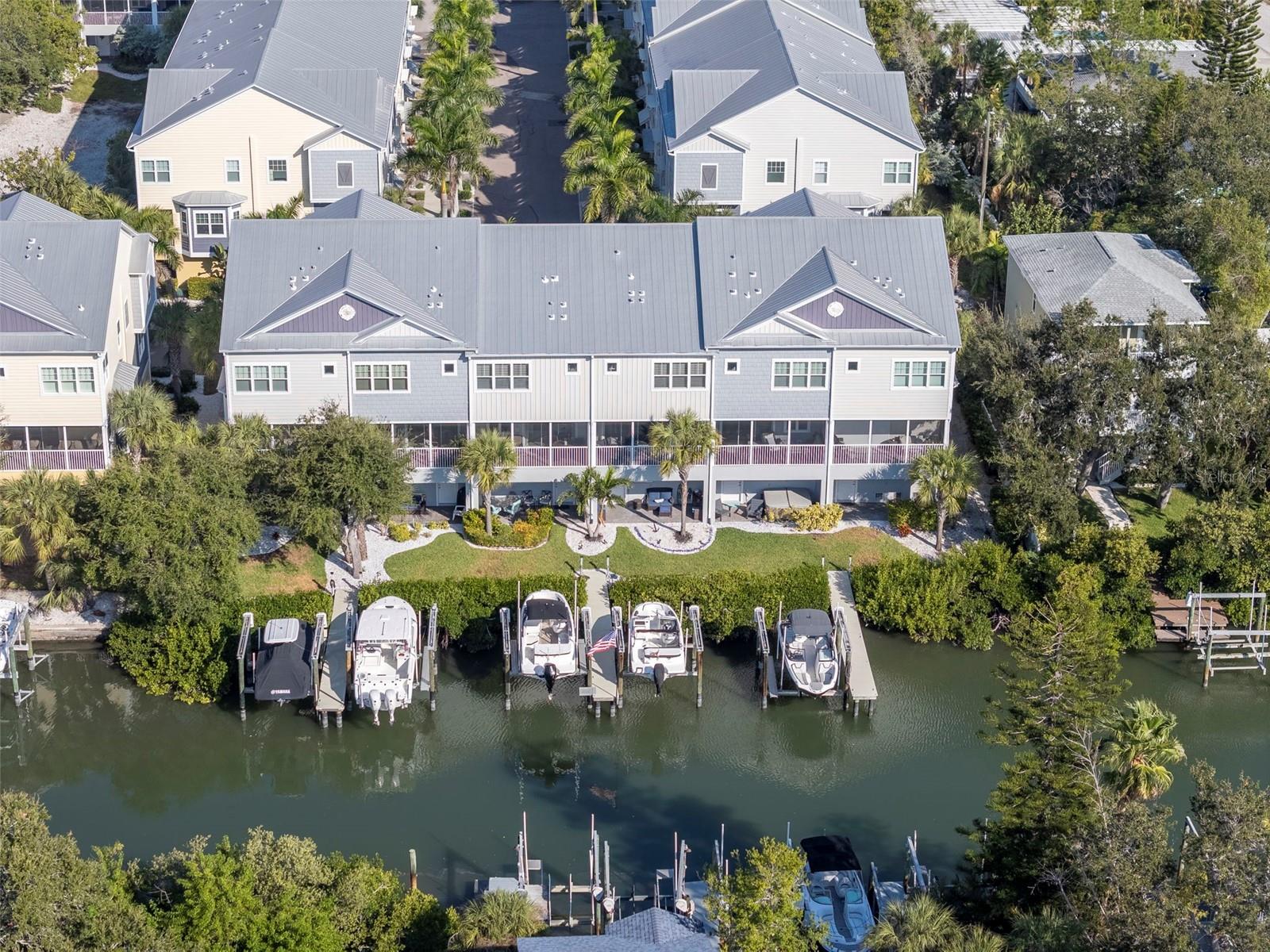 196 HAVEN BEACH DR — photo 70