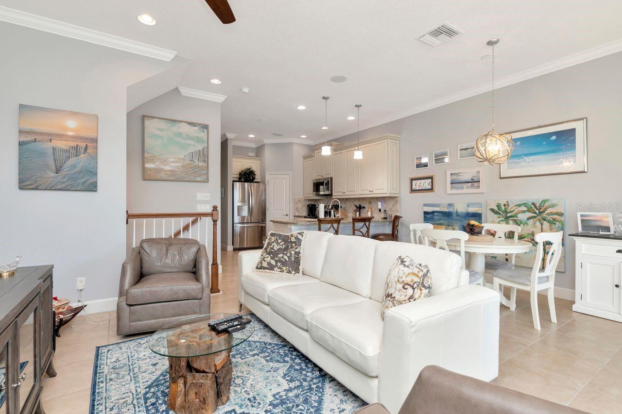 196 HAVEN BEACH DR — photo 17