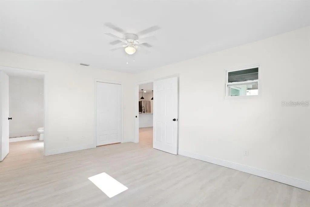 2722 14TH AVE S — photo 13