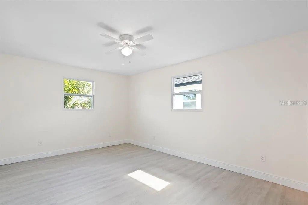 2722 14TH AVE S — photo 18