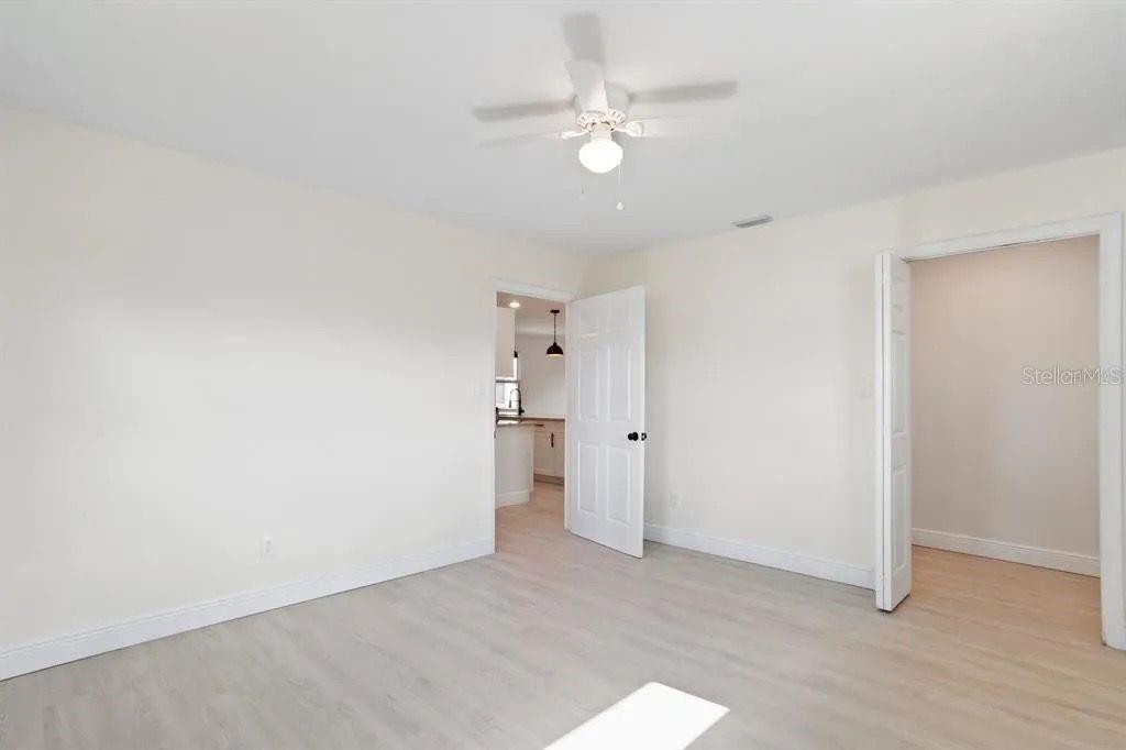 2722 14TH AVE S — photo 15