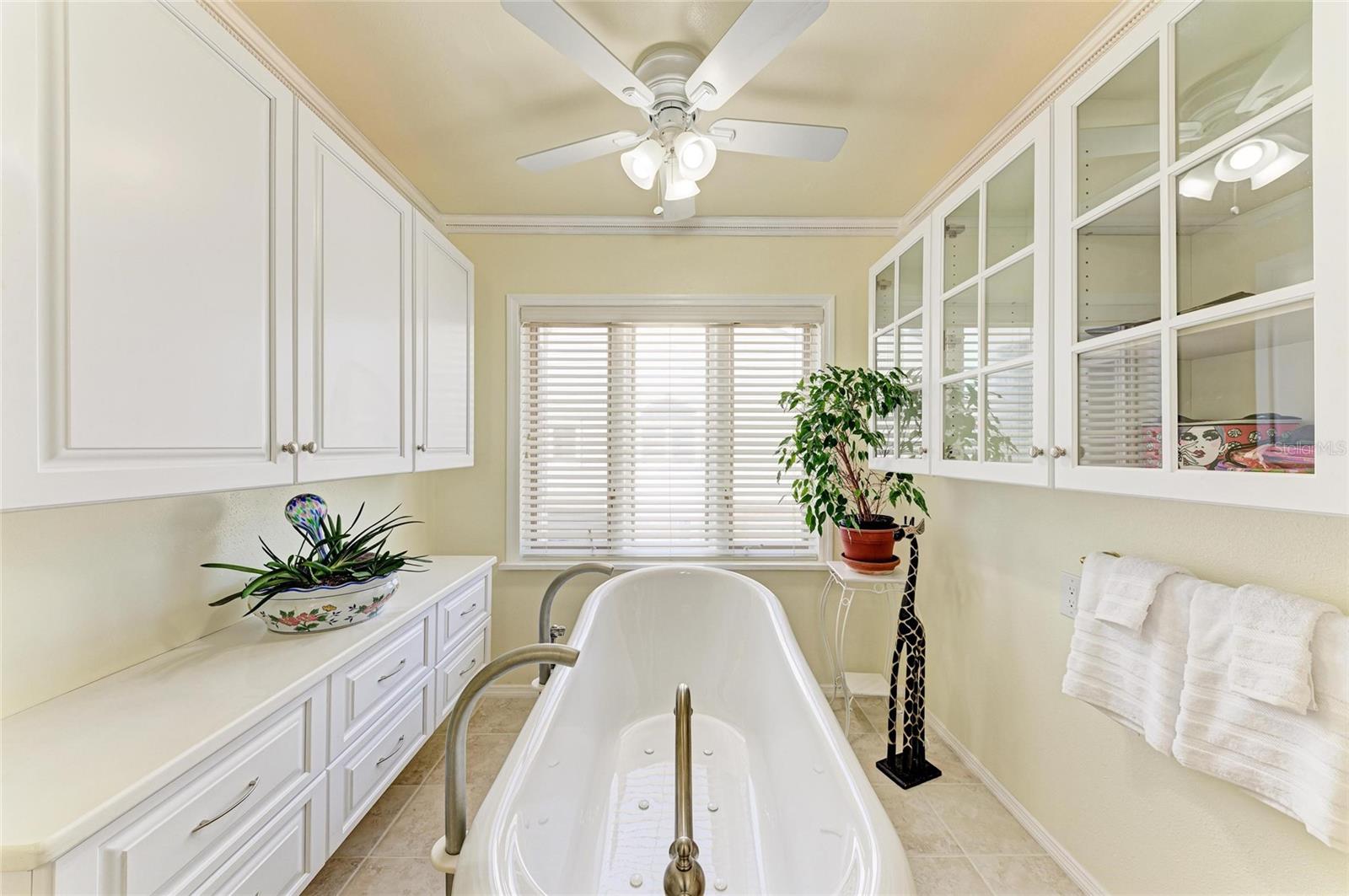 12 TIDY ISLAND BLVD — photo 41