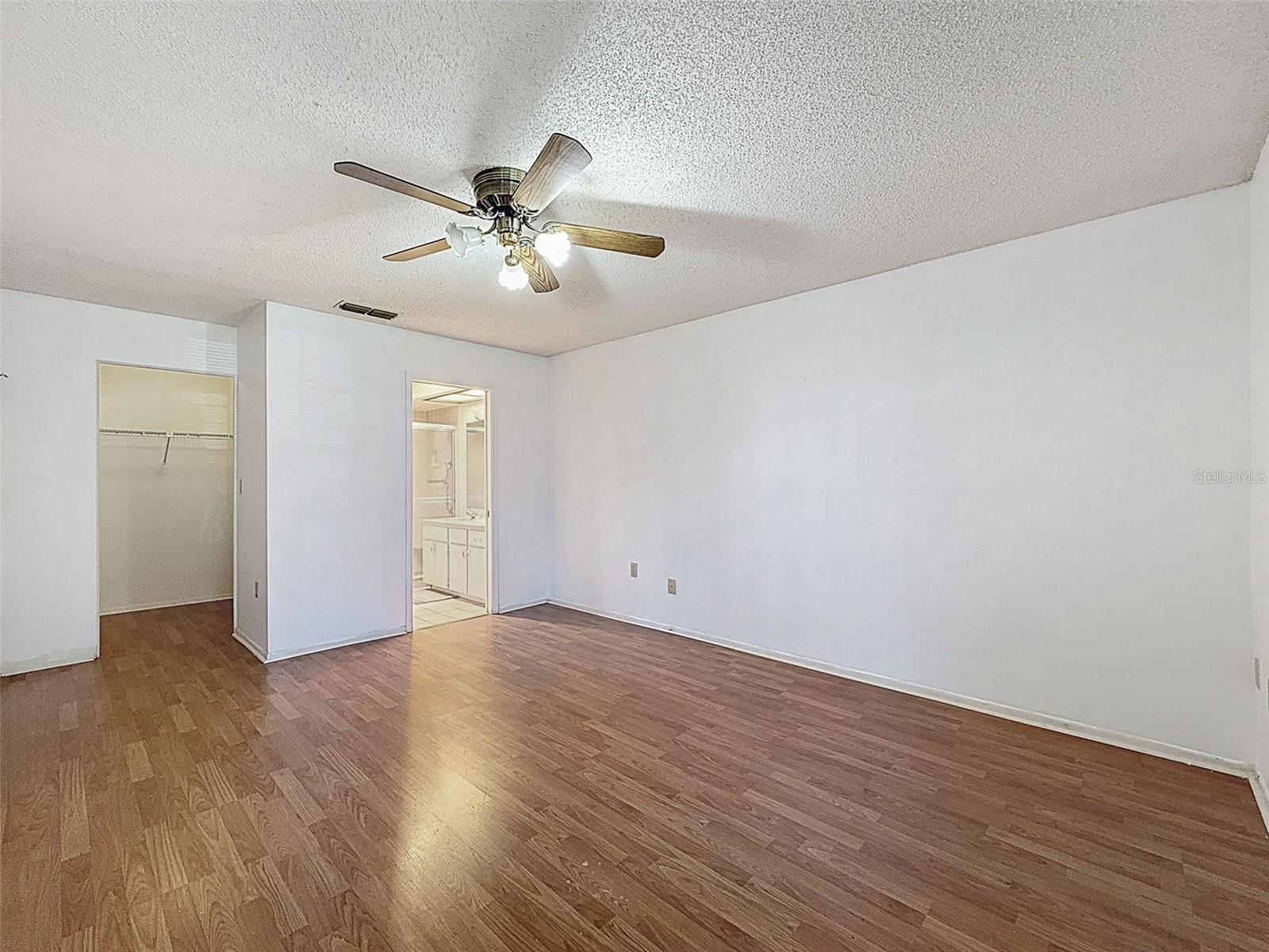 11403 VERSAILLES LN #E — photo 14