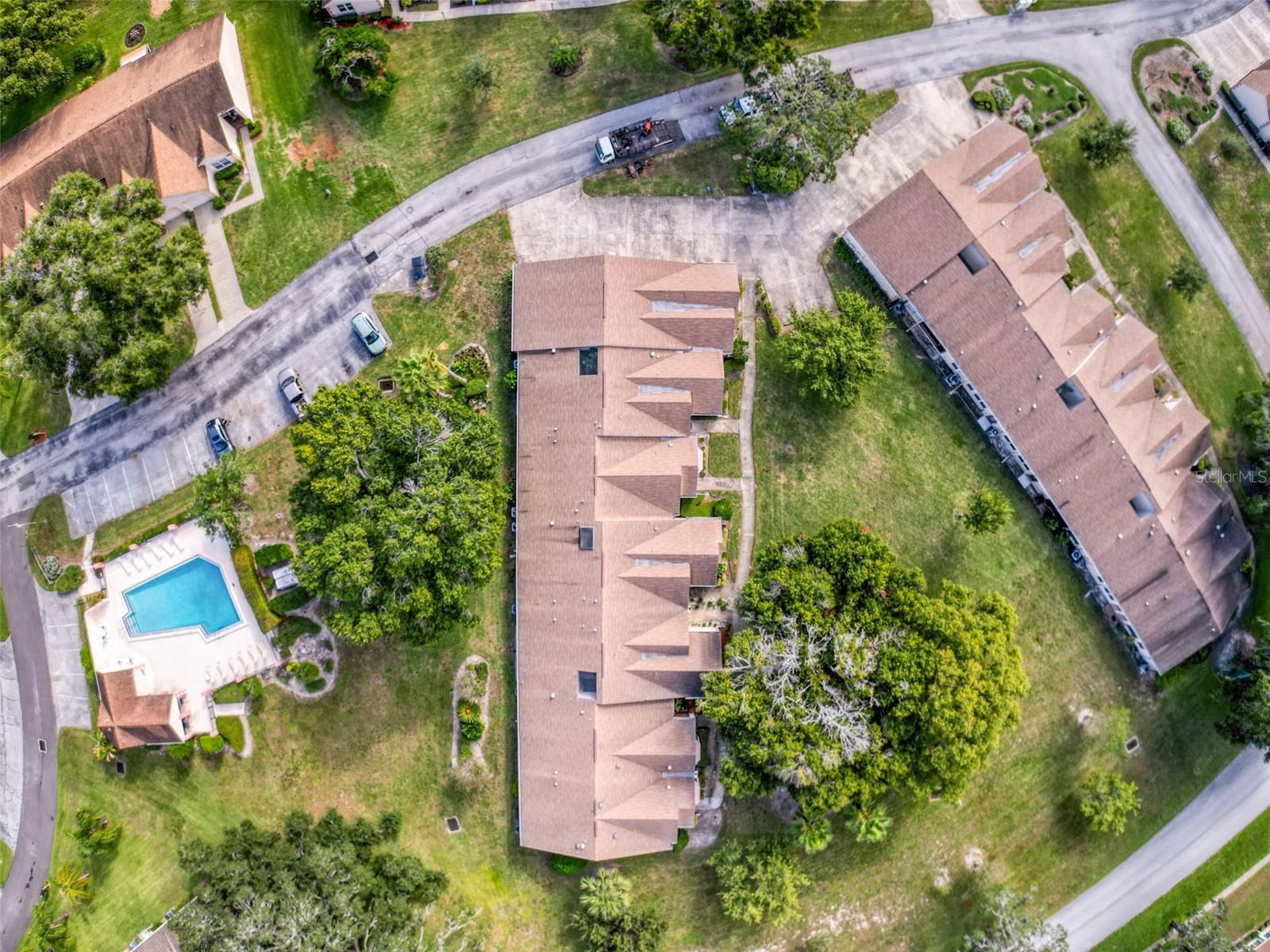 11403 VERSAILLES LN #E — photo 59