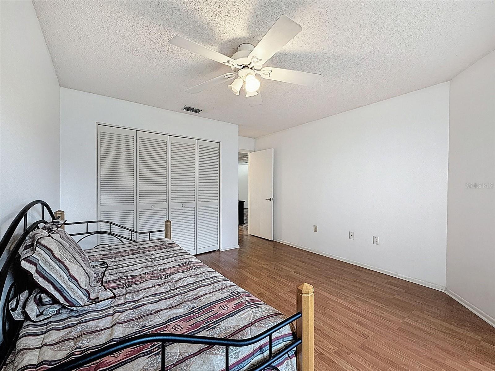 11403 VERSAILLES LN #E — photo 39