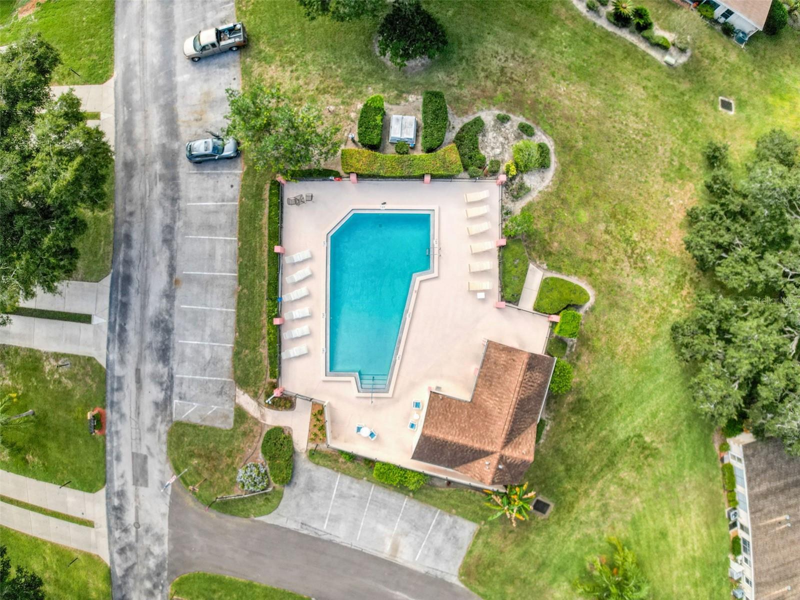 11403 VERSAILLES LN #E — photo 45