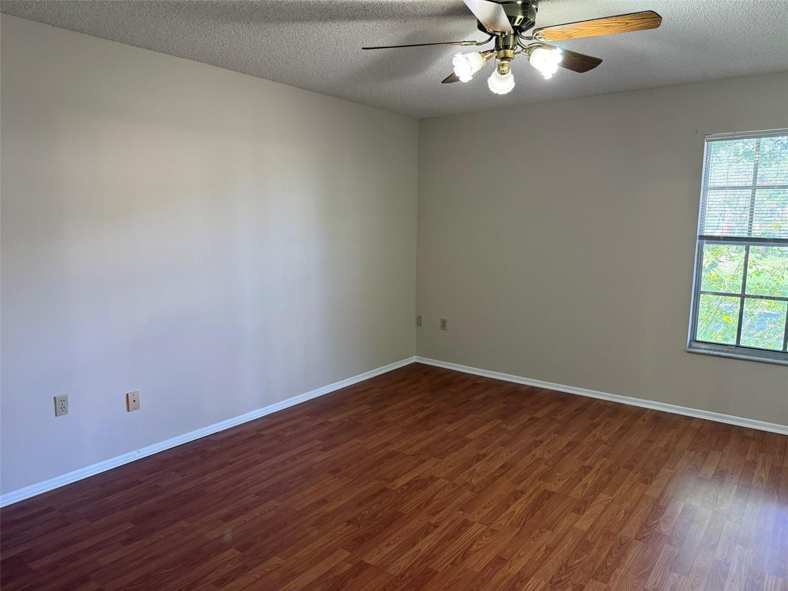 11403 VERSAILLES LN #E — photo 80