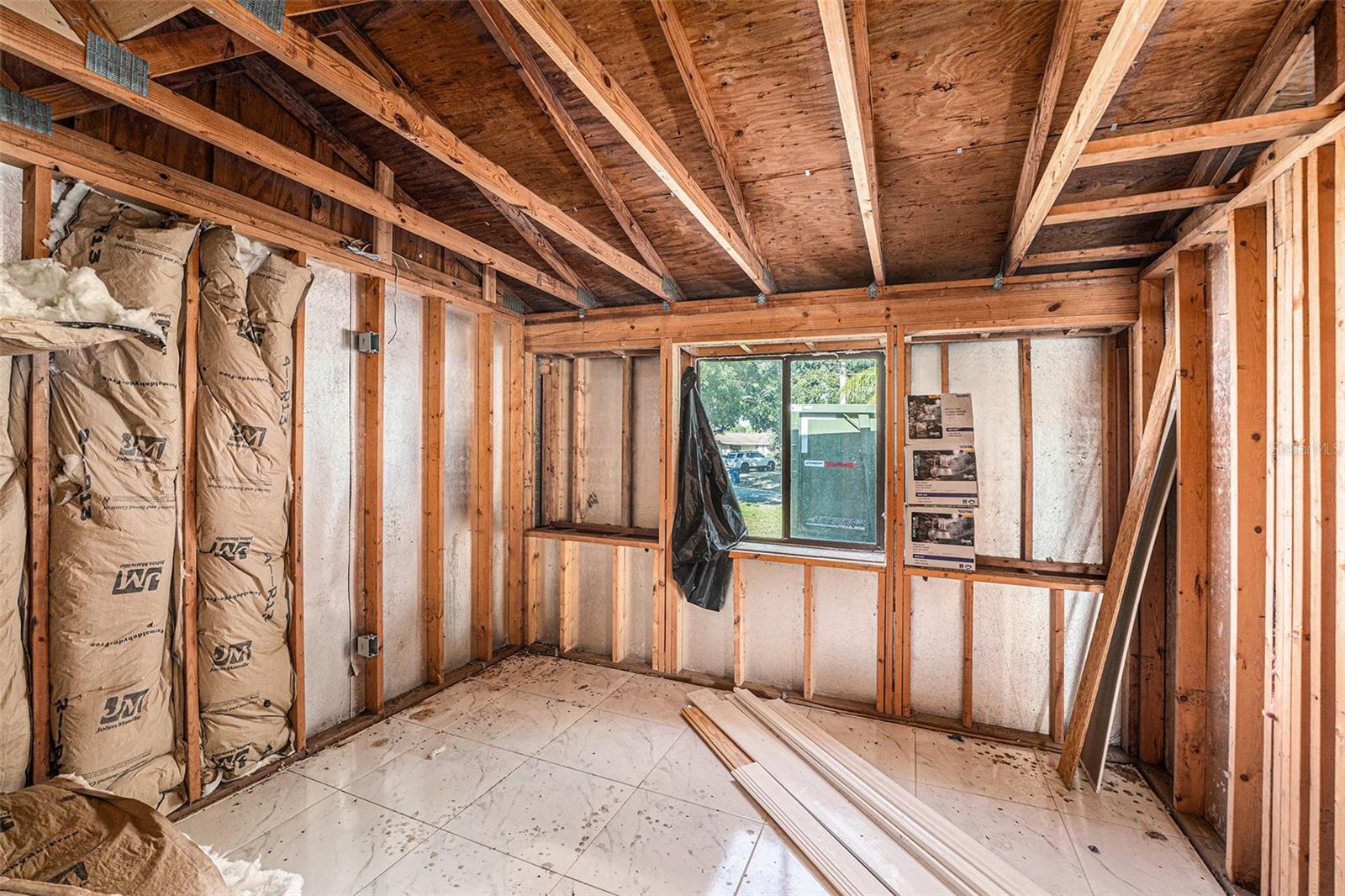 645 TIMBER BAY CIR E — photo 23