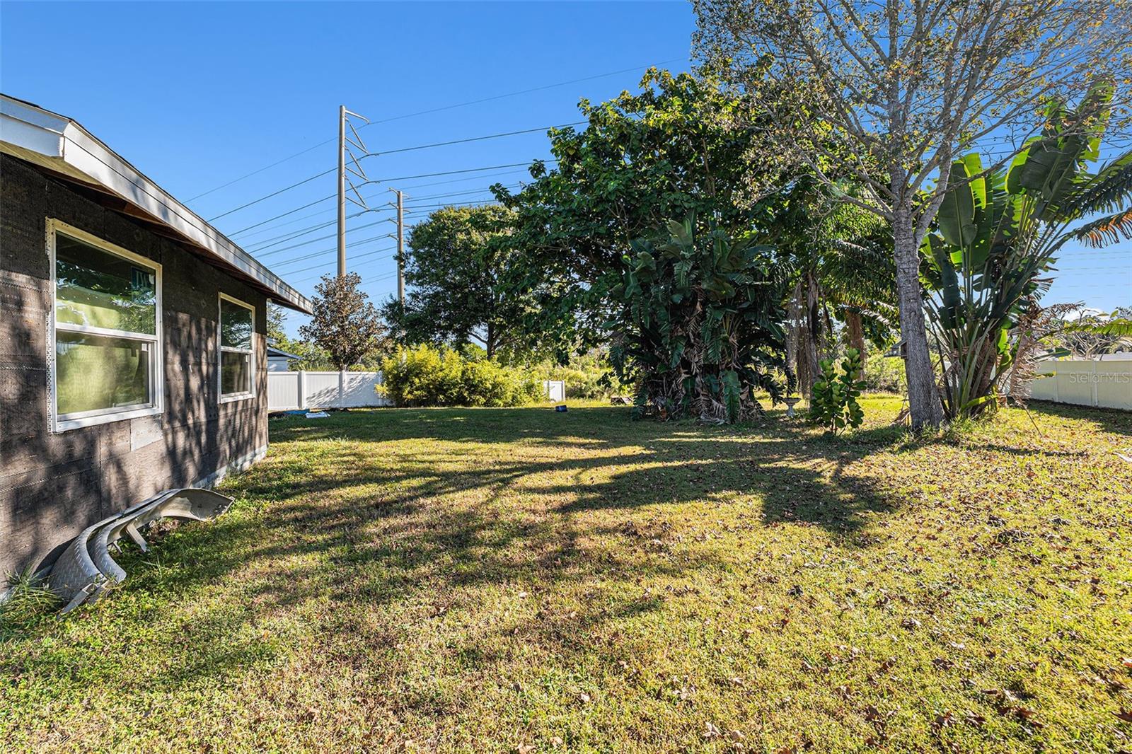 645 TIMBER BAY CIR E — photo 26