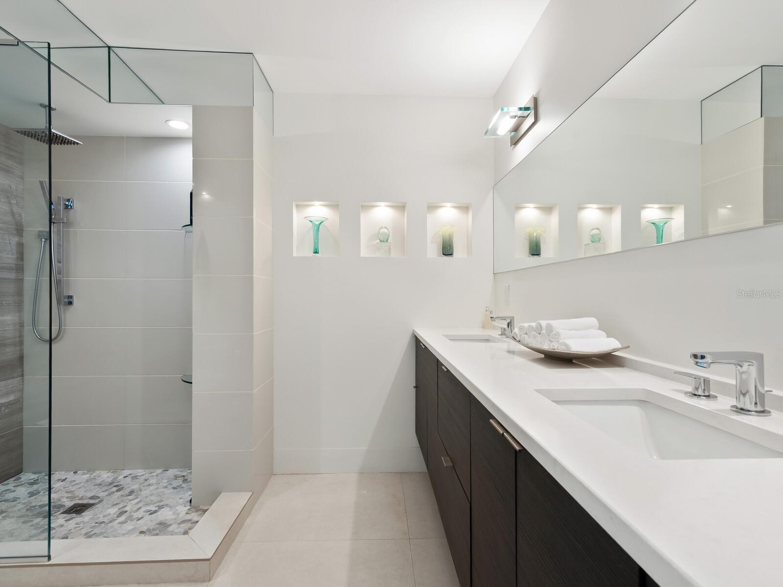 1770 BENJAMIN FRANKLIN DR #401 — photo 22