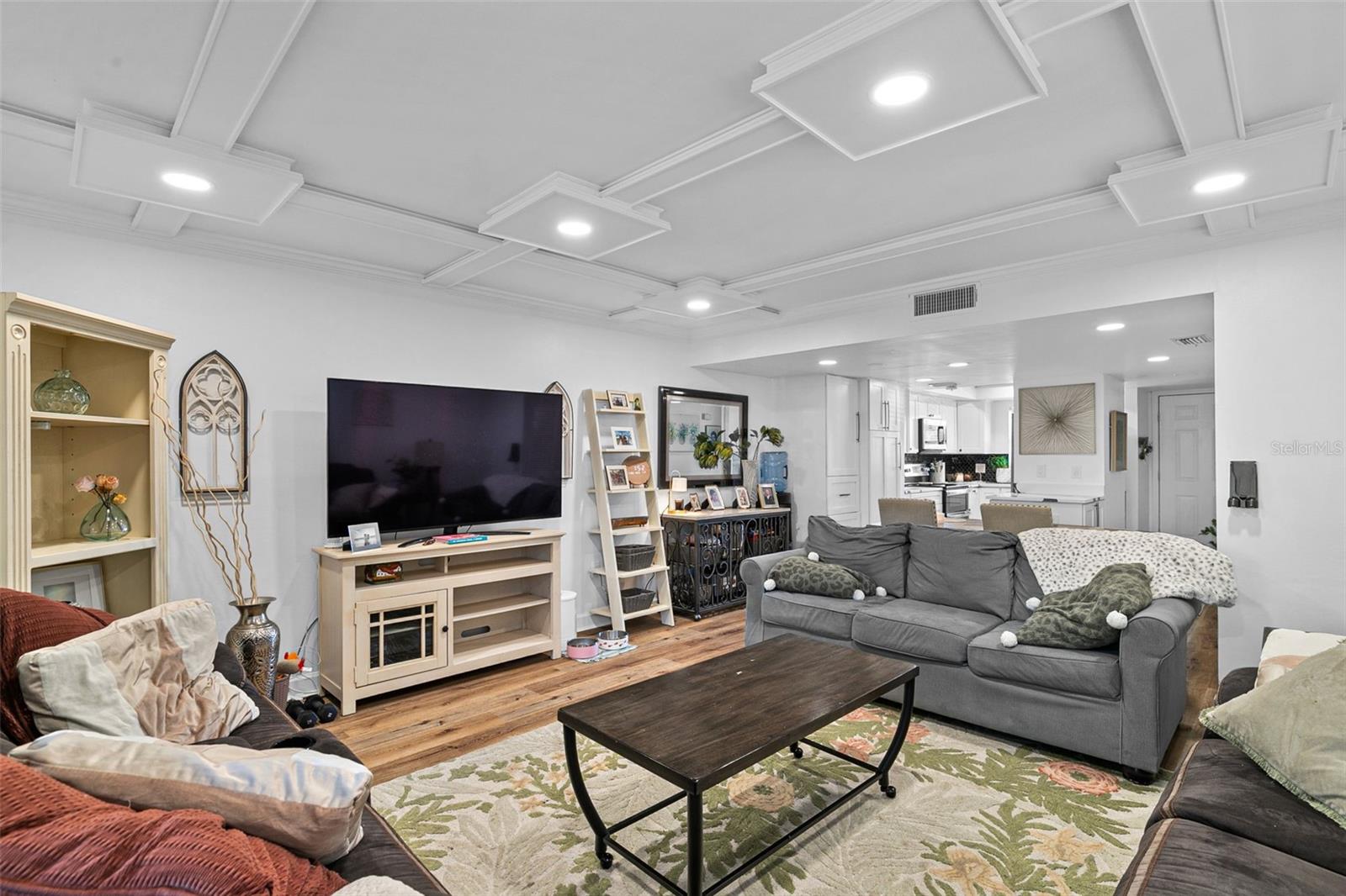 7223 CLOISTER DR #111 — photo 14