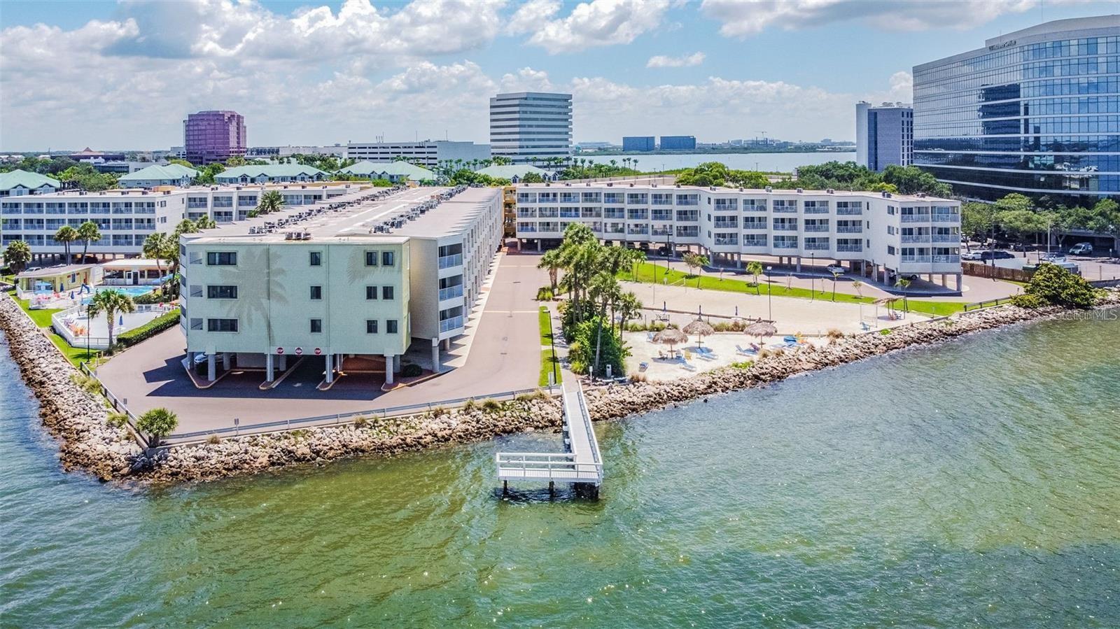 2506 N ROCKY POINT DR #305 — photo 2
