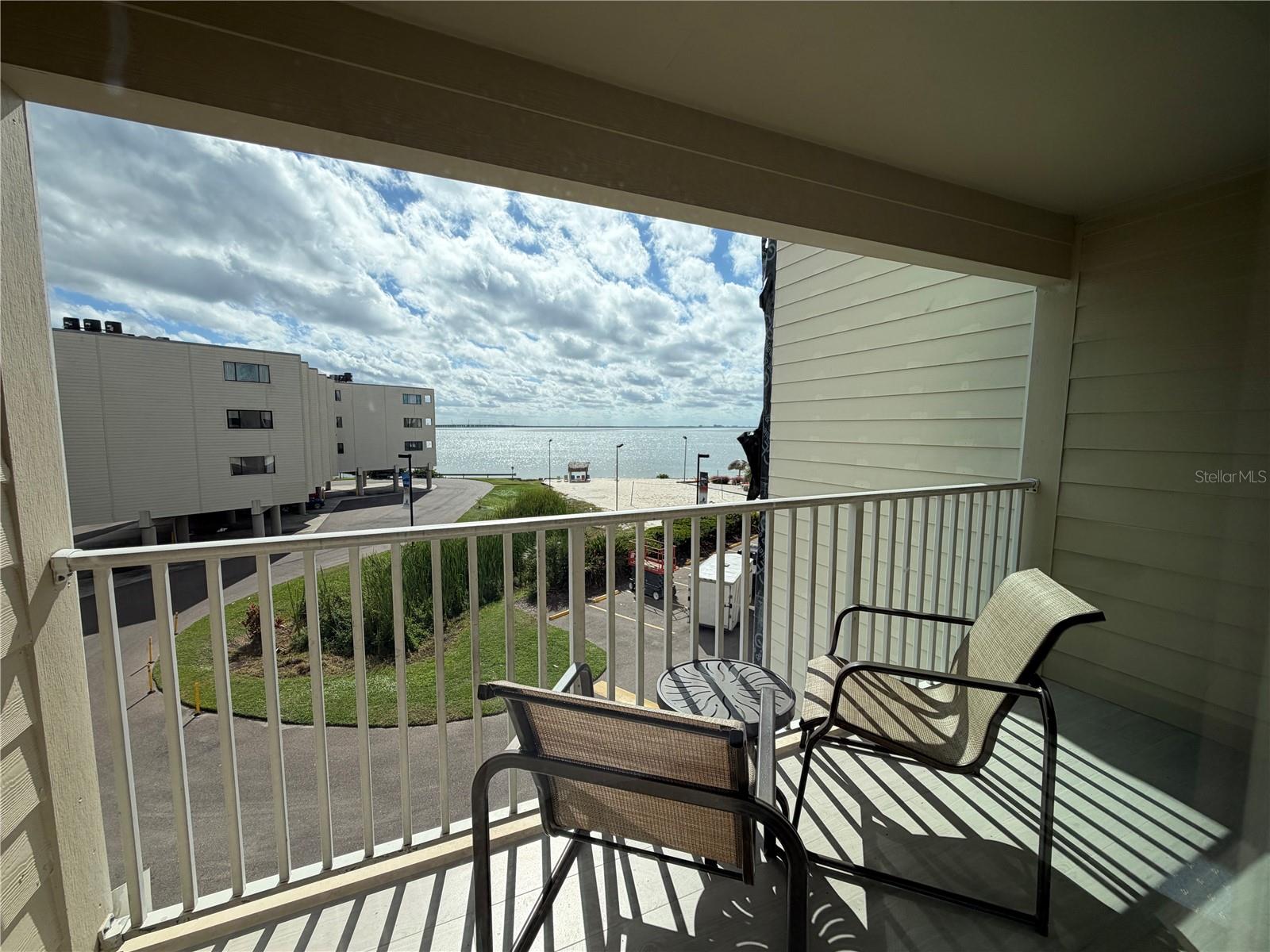 2506 N ROCKY POINT DR #305 — photo 11