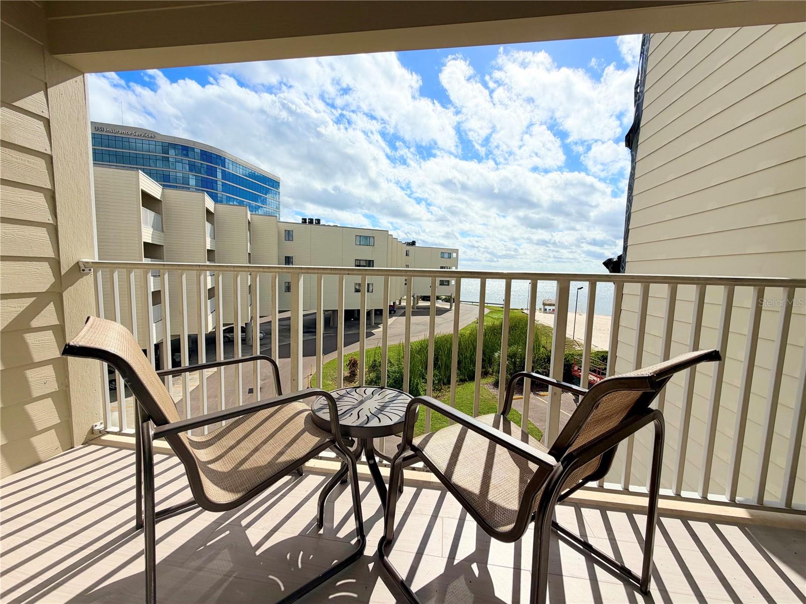 2506 N ROCKY POINT DR #305 — photo 4