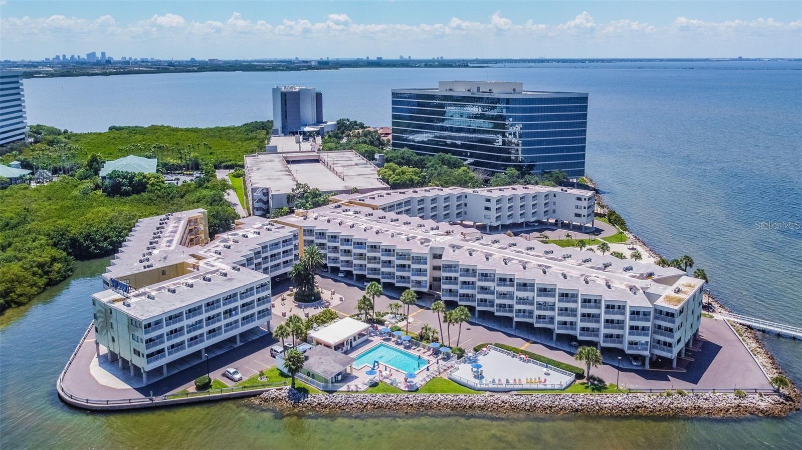 2506 N ROCKY POINT DR #305 — photo 13