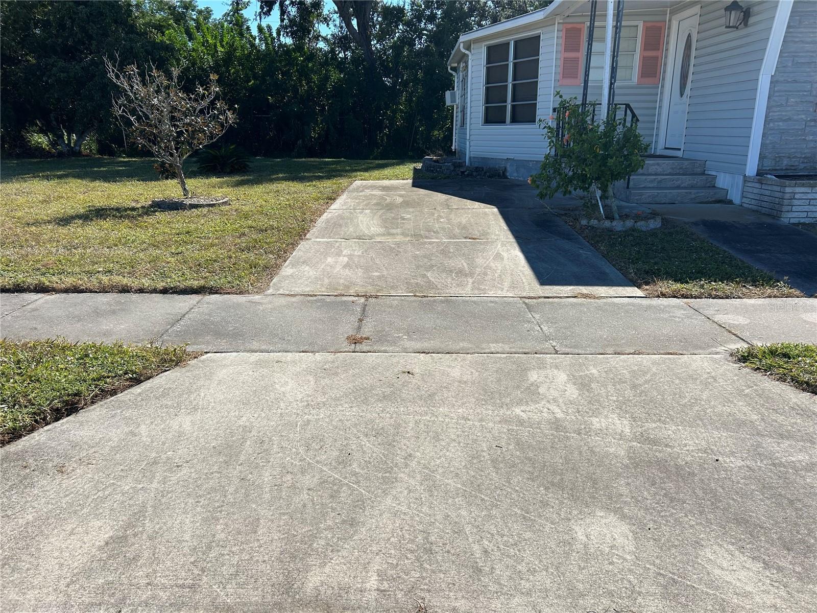 4775 TRI PAR DR — photo 30