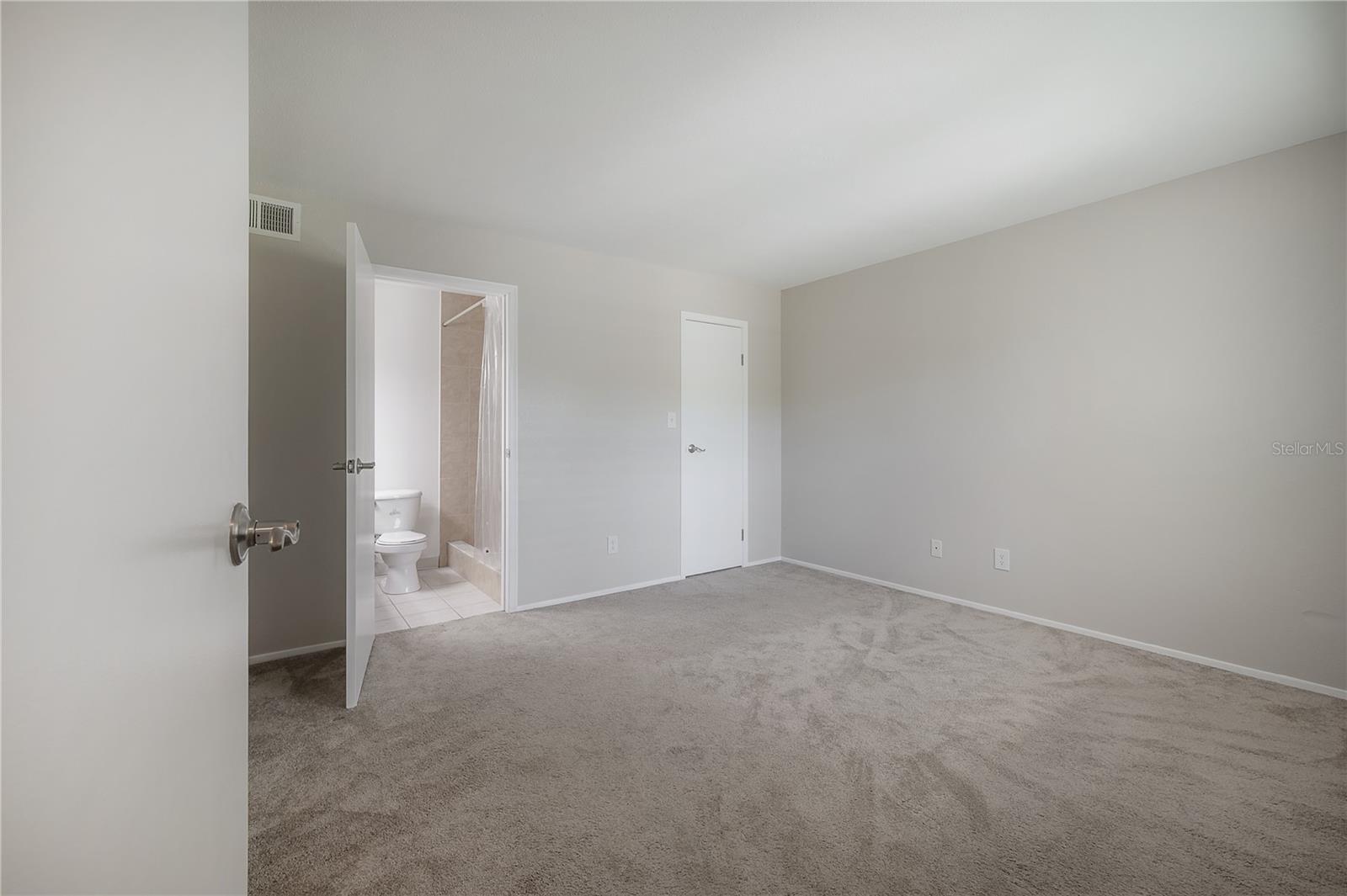 9100 DR MARTIN LUTHER KING JR ST N #905 — photo 18