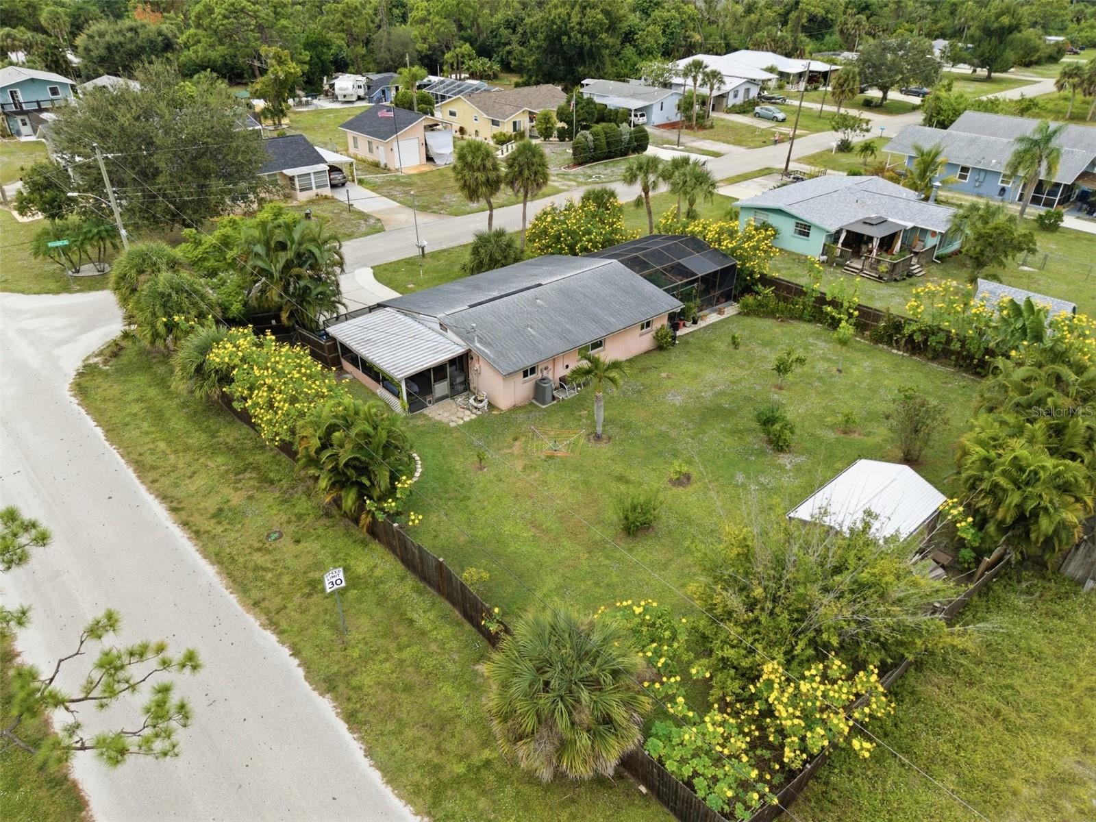 857 PALMETTO ST — photo 42