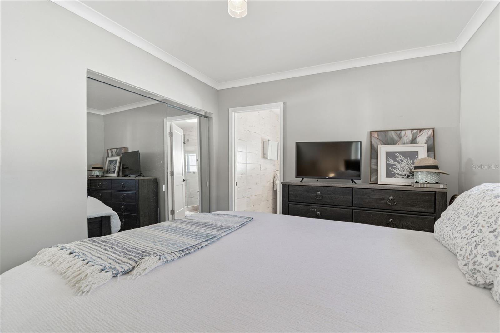 760 BOHENIA CIR S — photo 46