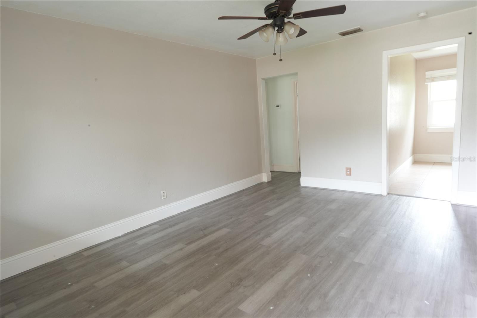 1217 LAMBRIGHT ST — photo 3
