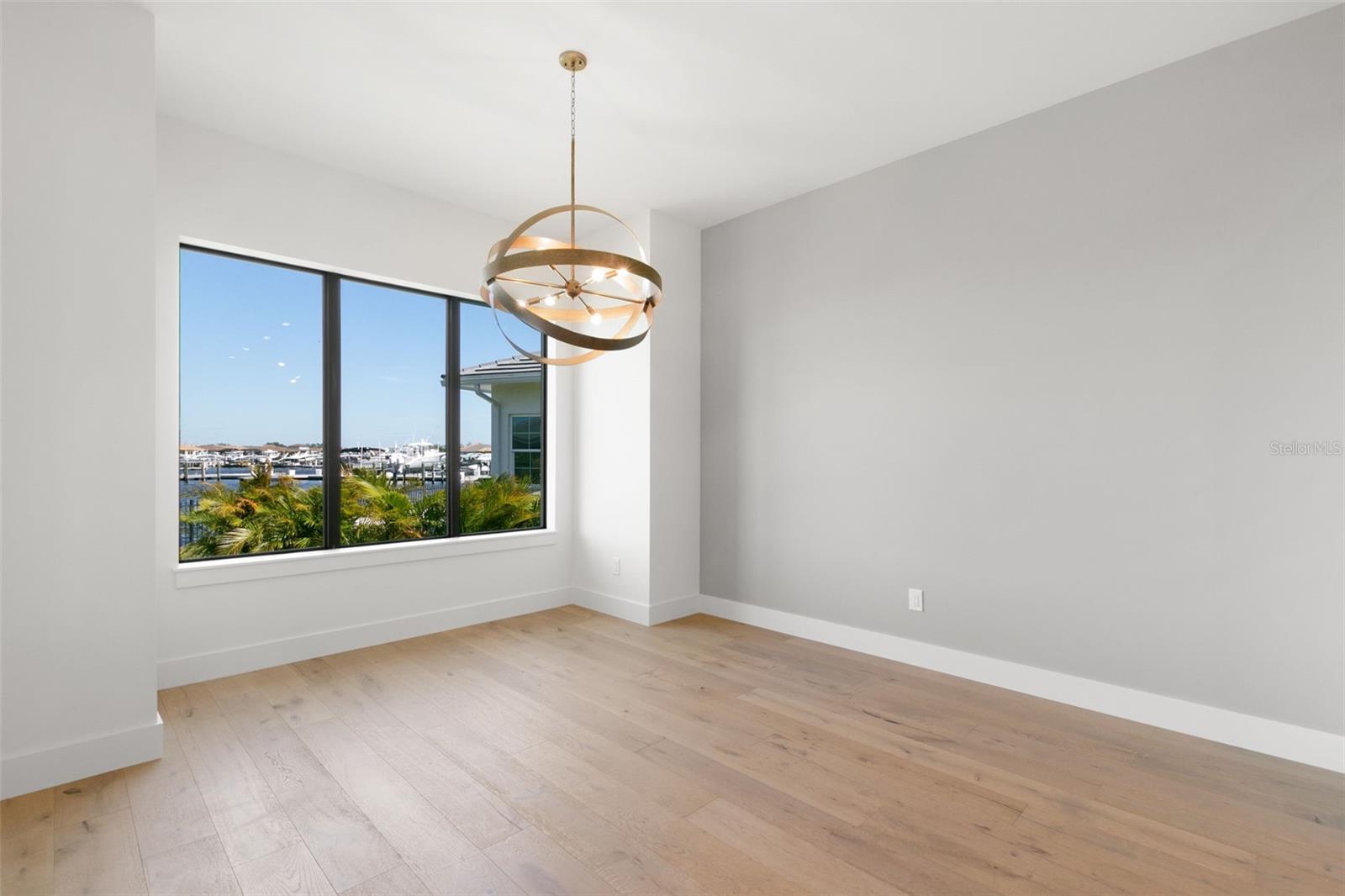 1810 4TH ST E — photo 10