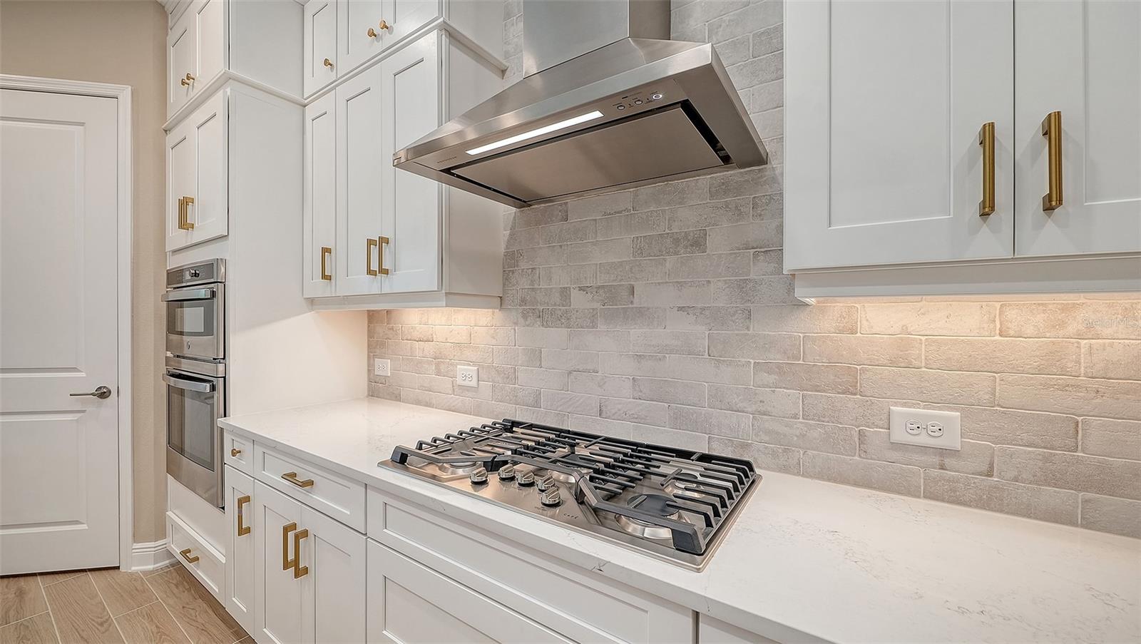 6336 LAKE WOODRUFF CT — photo 12