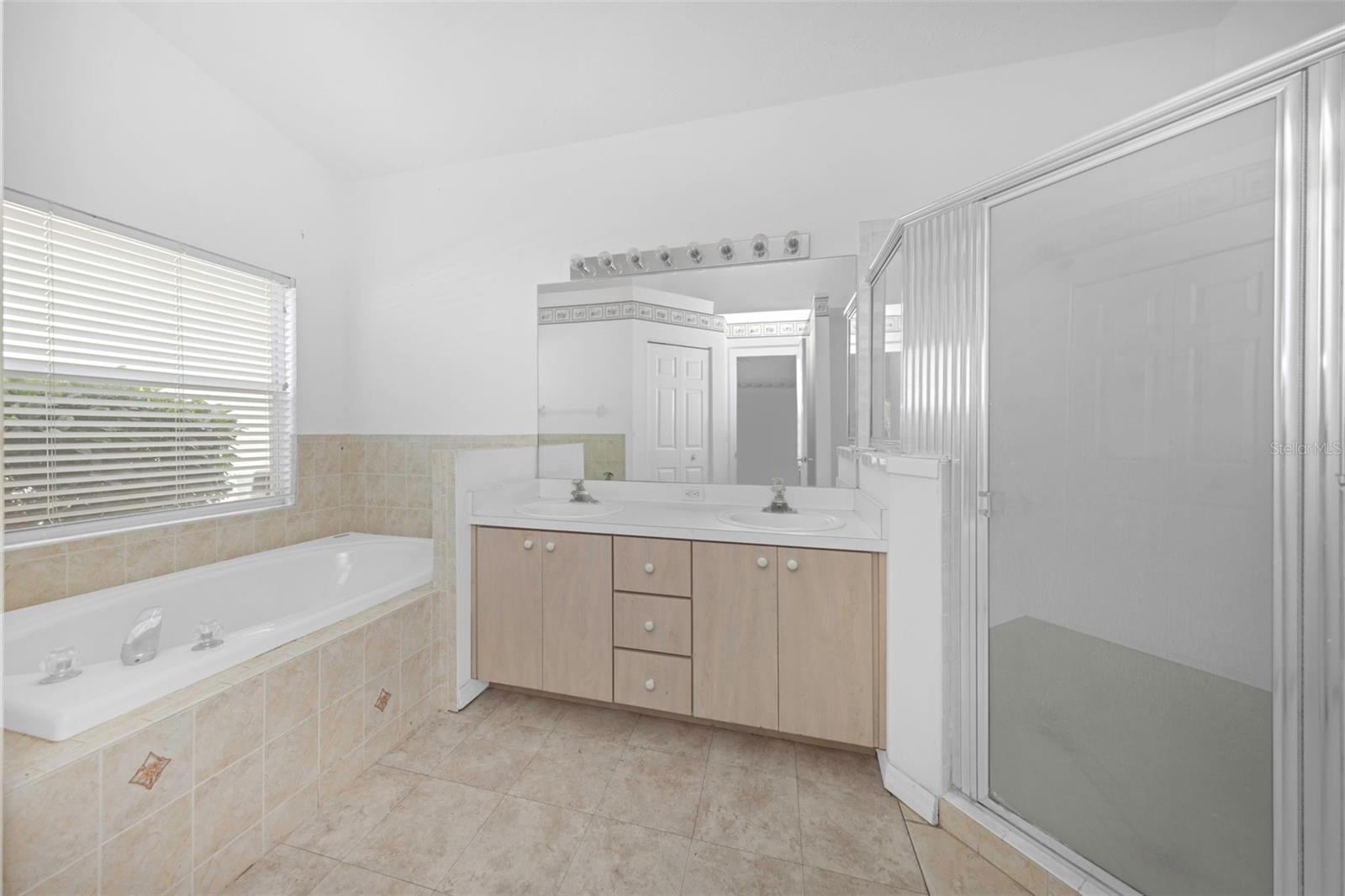 7919 STARFIRE WAY — photo 15