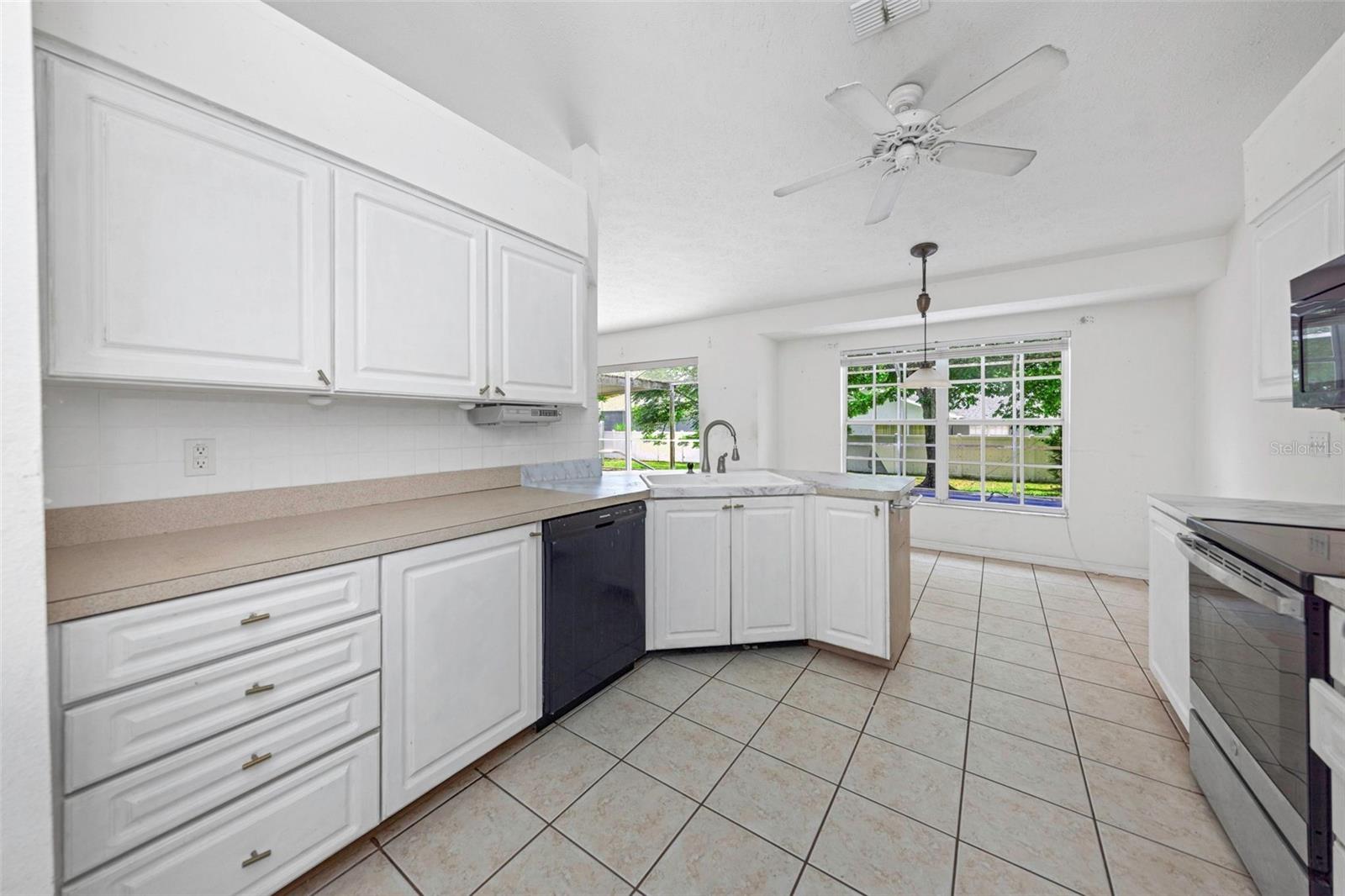 7919 STARFIRE WAY — photo 10