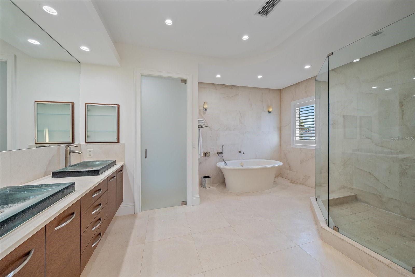 4136 ROBERTS POINT CIR — photo 52