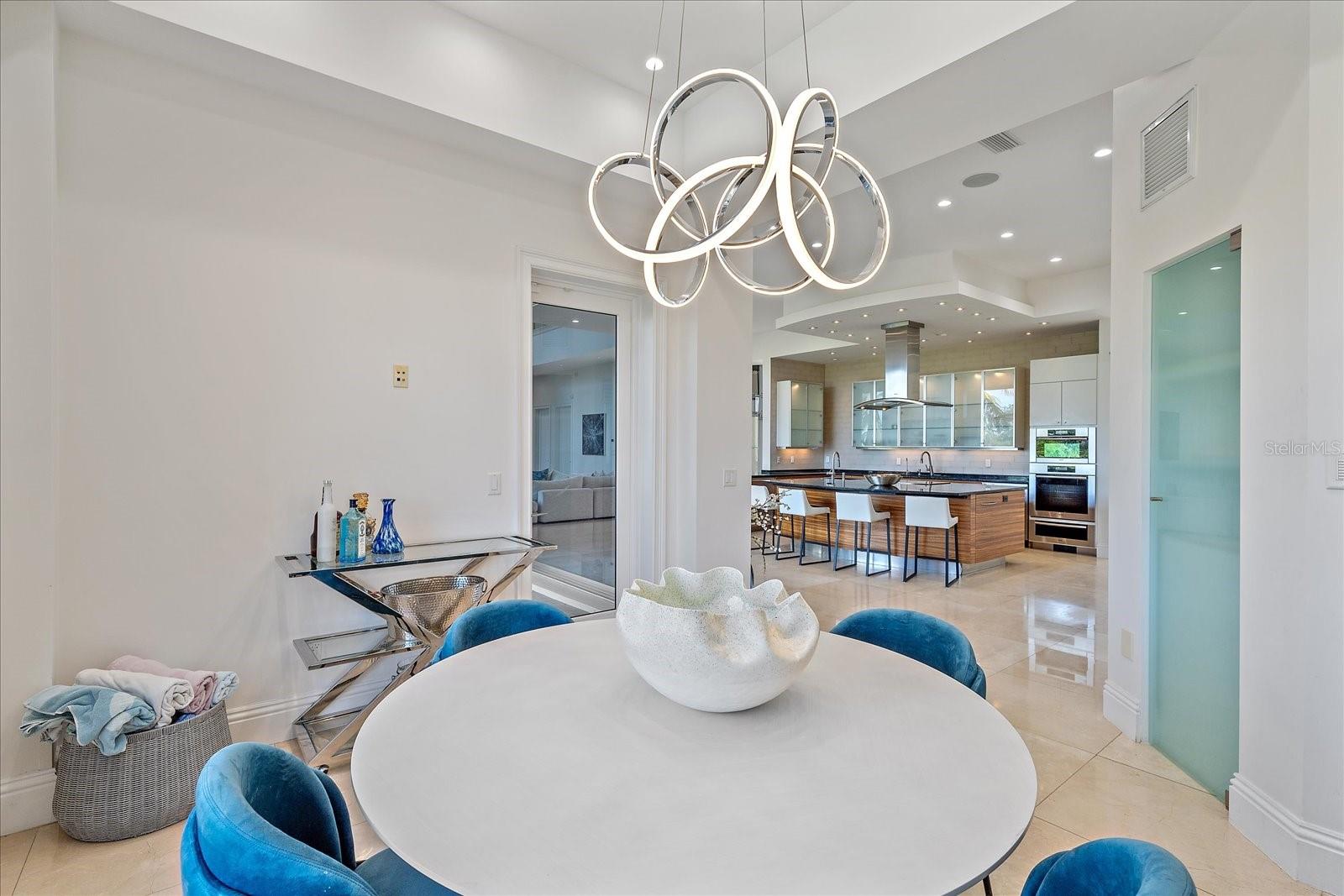 4136 ROBERTS POINT CIR — photo 36