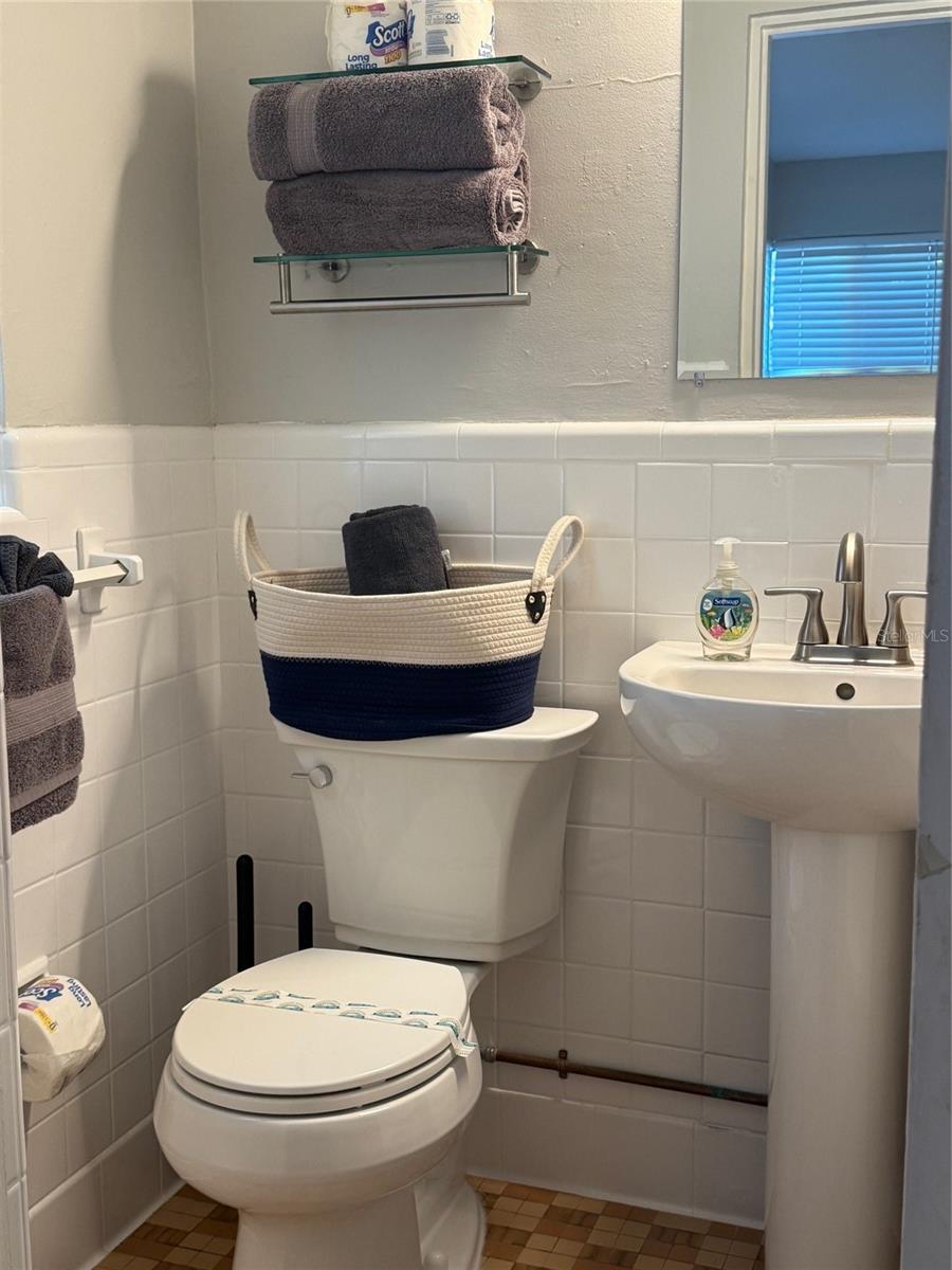 170 ROOSEVELT DR #10 — photo 19