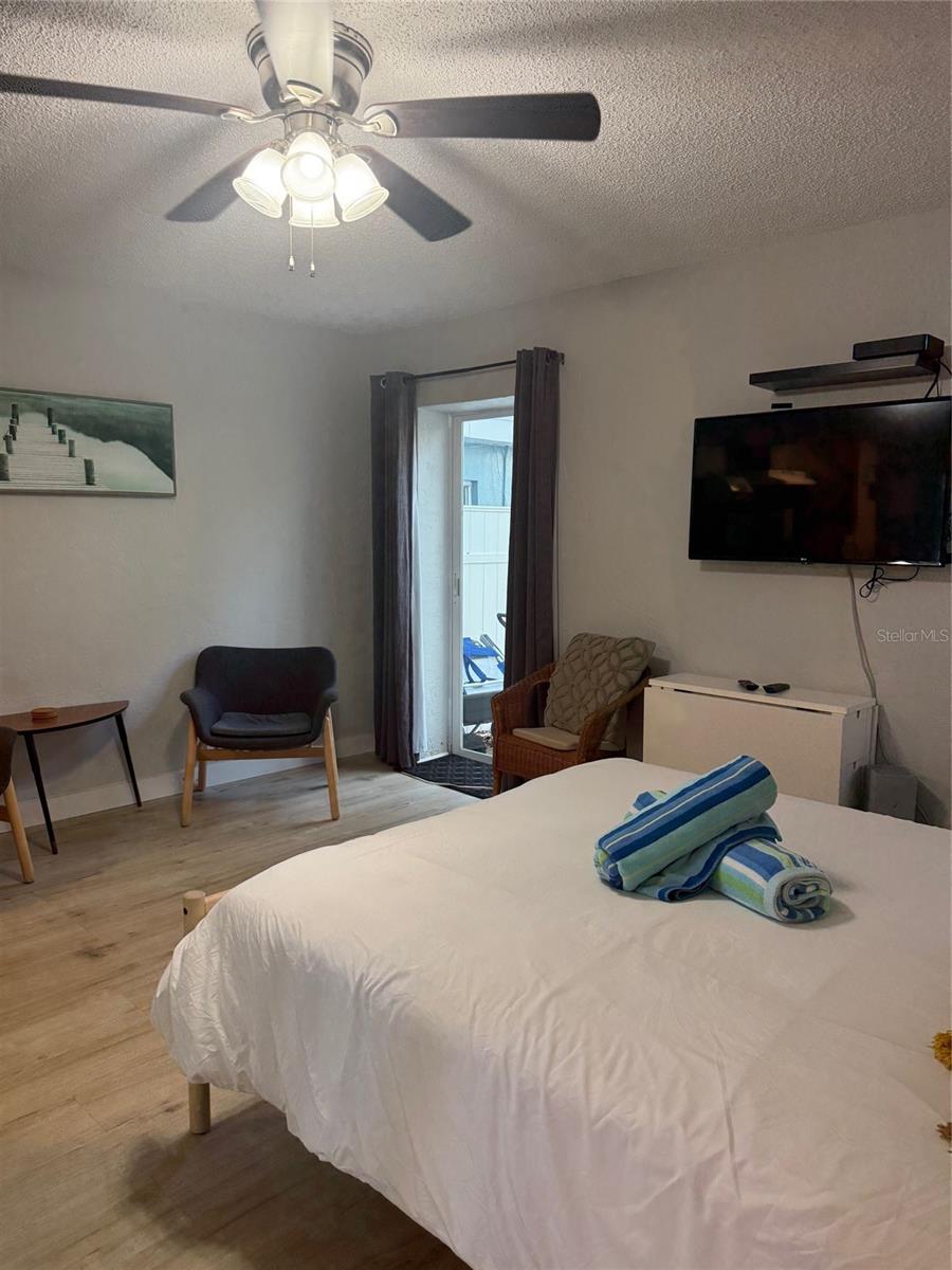 170 ROOSEVELT DR #10 — photo 16