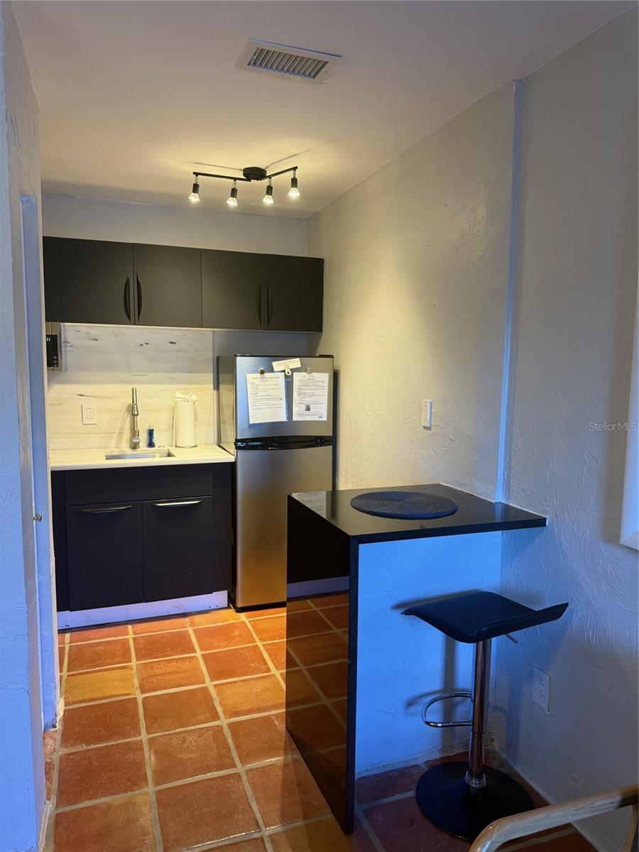170 ROOSEVELT DR #10 — photo 10