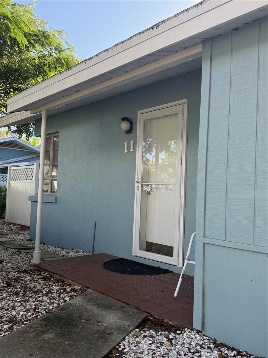 170 ROOSEVELT DR #10 — photo 2