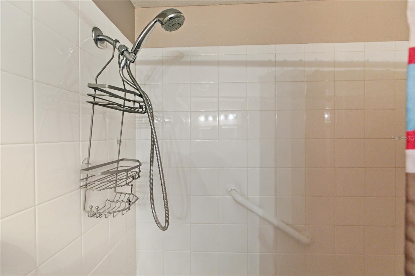 5122 NORTHRIDGE RD #107 — photo 20